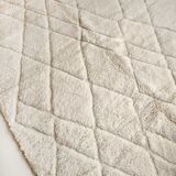 Moroccan Berber carpet blessed ouarain ecru plain with engraved diamonds 320x208cm