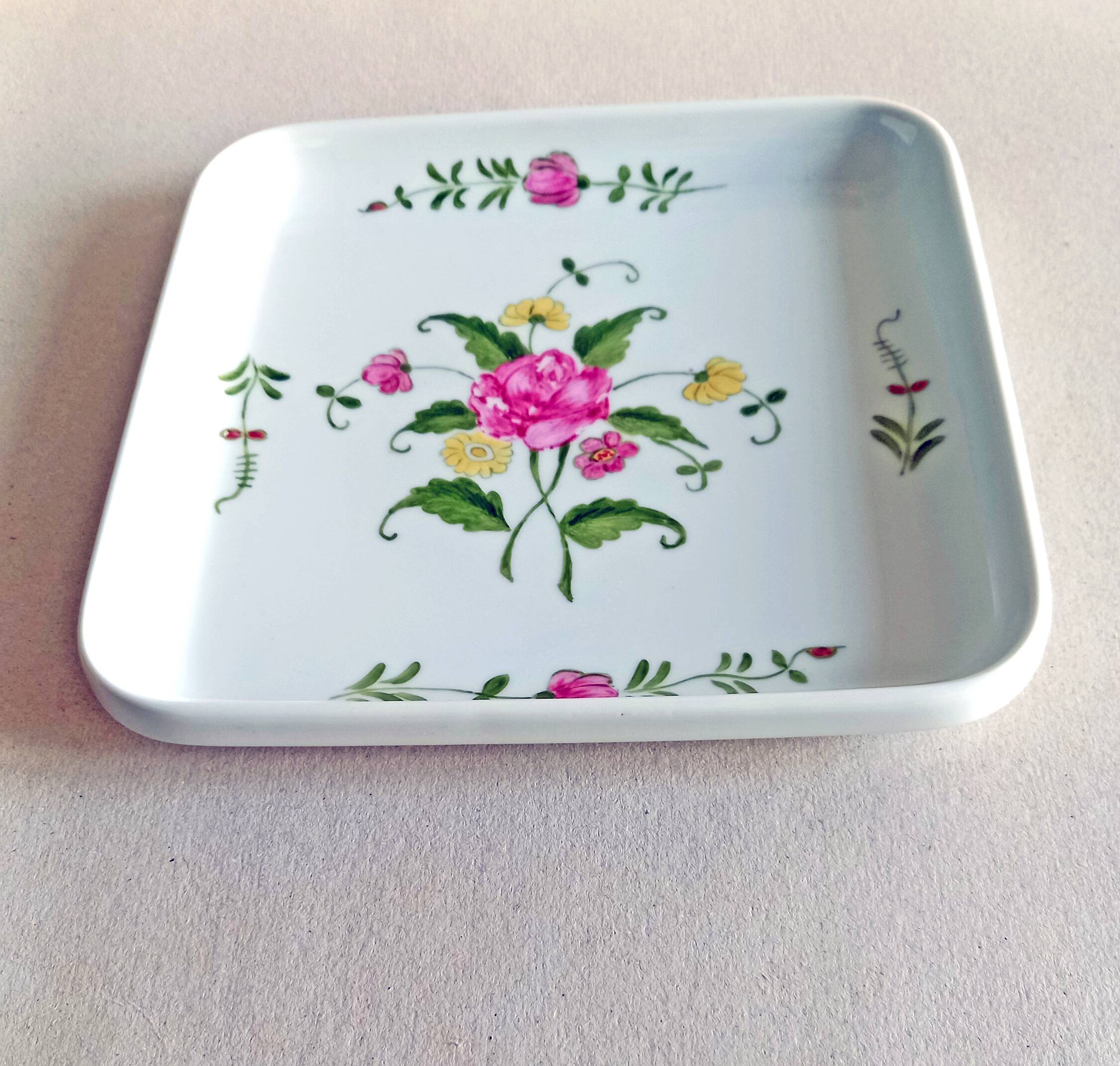 Small square dish Empty pocket Bavarian porcelain BAUSCHER Bavaria Floral decoration