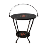 Coffee table with handle