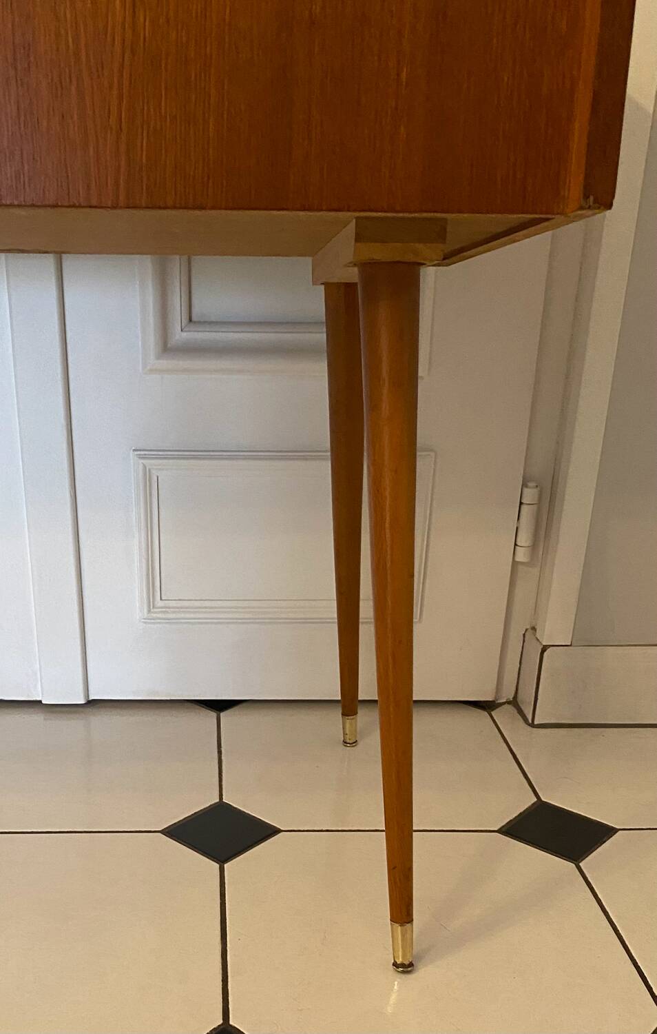 Vintage console with compass feet