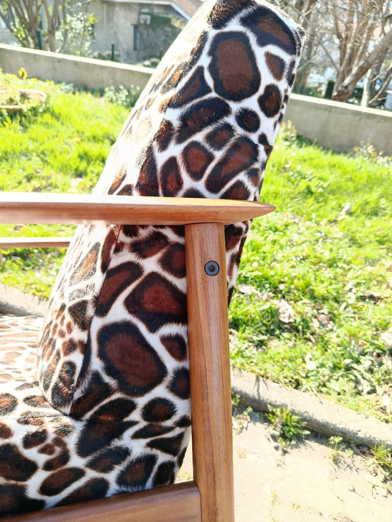Scandinavian armchair Gérard Guermonprez