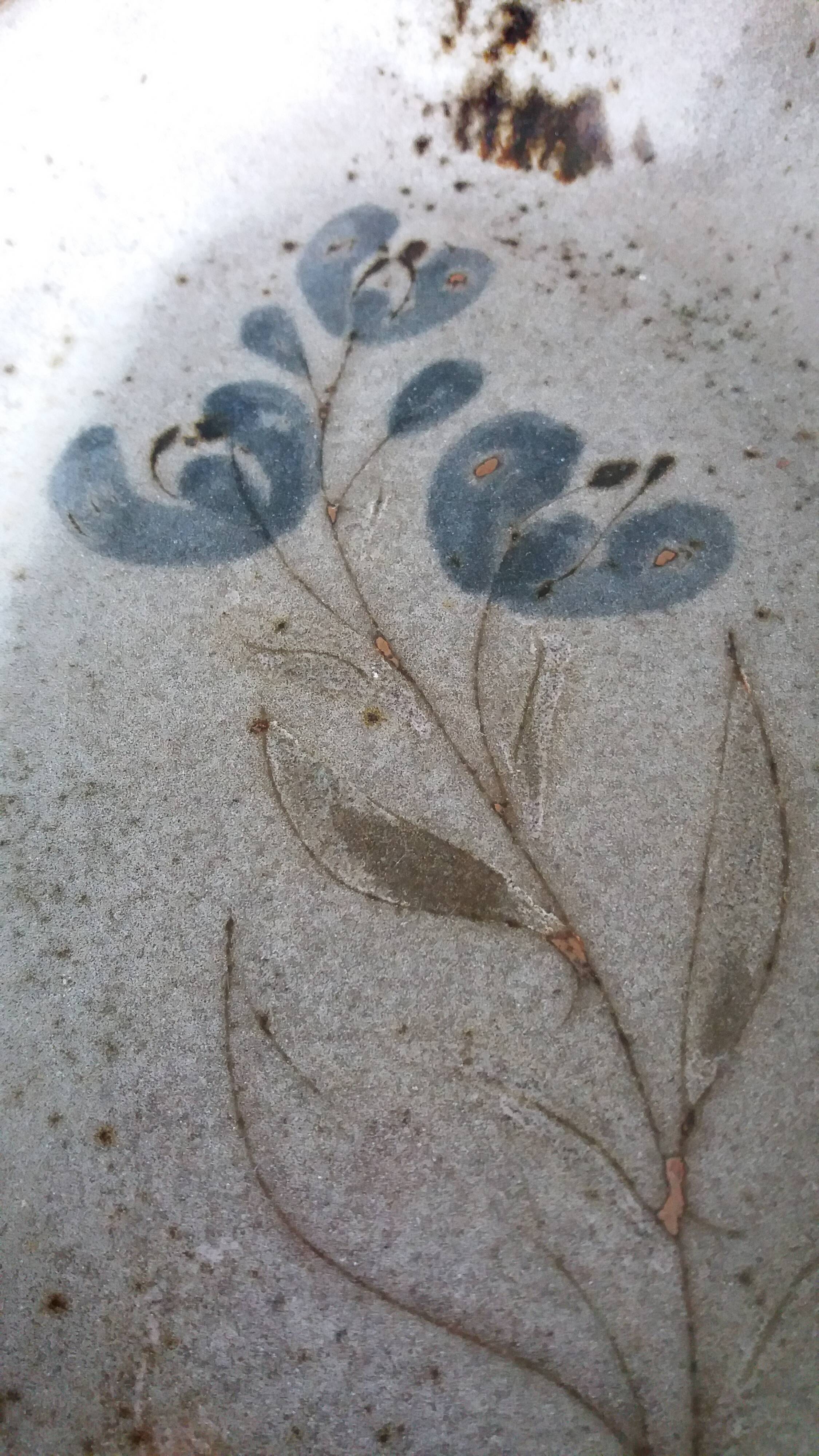 Bowl or small dish signed by Atch Thierry and Chantal Robert in Loir stoneware.