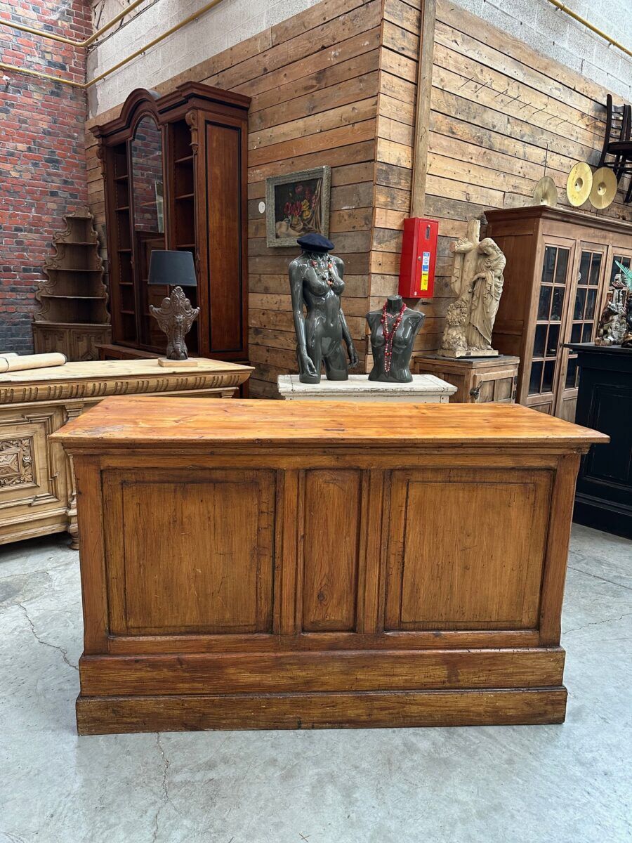Shop counter early 20th century