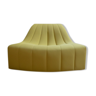 Steiner Chromatic Model by Kwok Hoi Chan Driver - Armchair