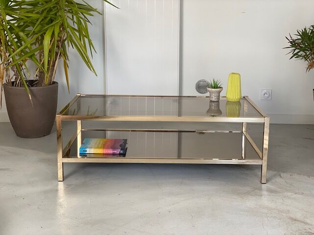 Double tray coffee table