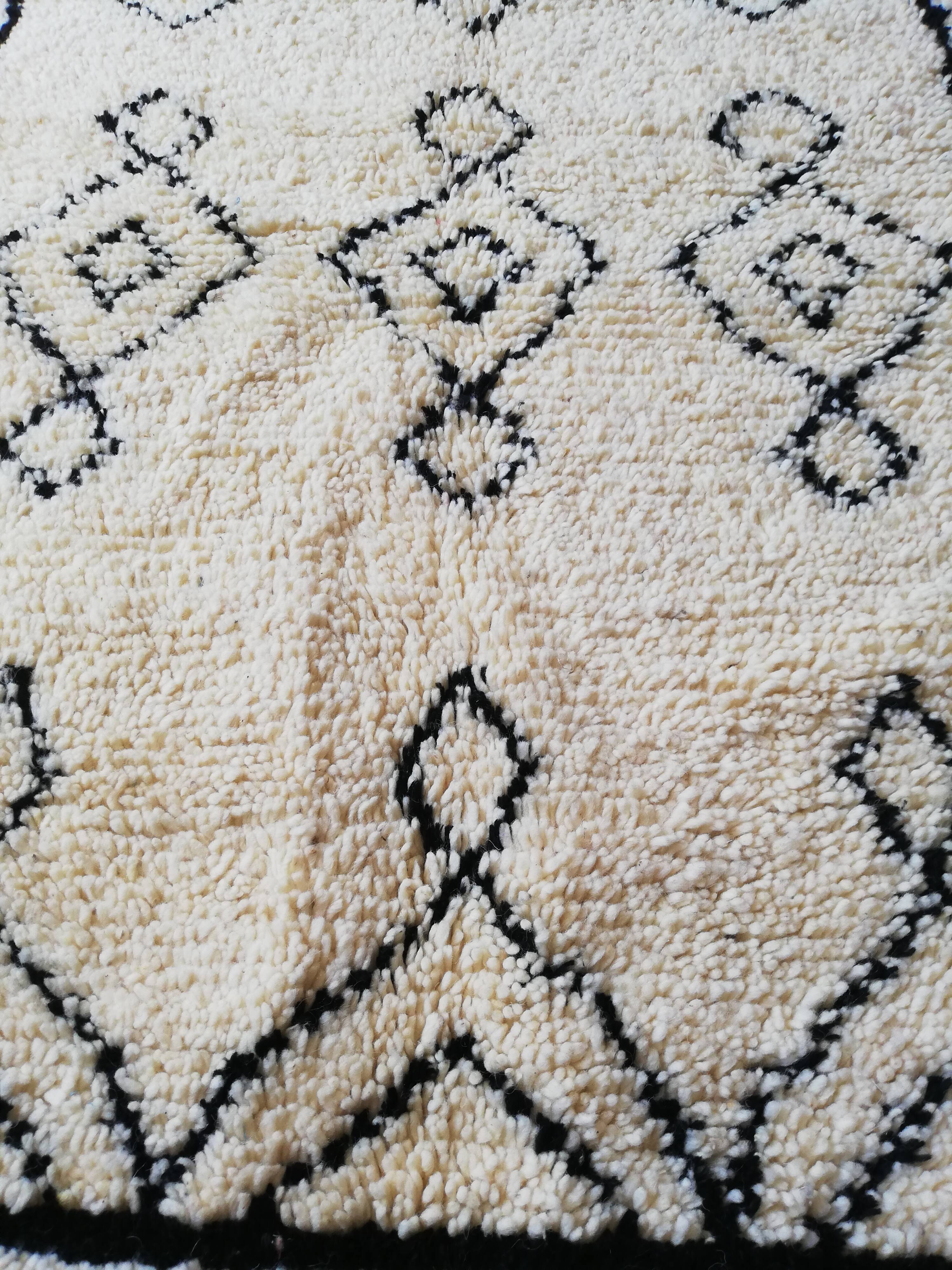 Berber carpet azilal 155x105cm