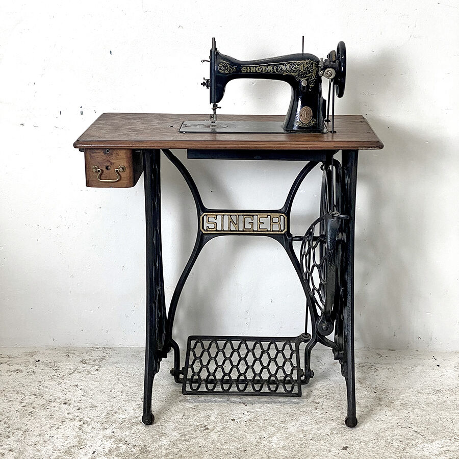 Machine à coudre Singer 1930