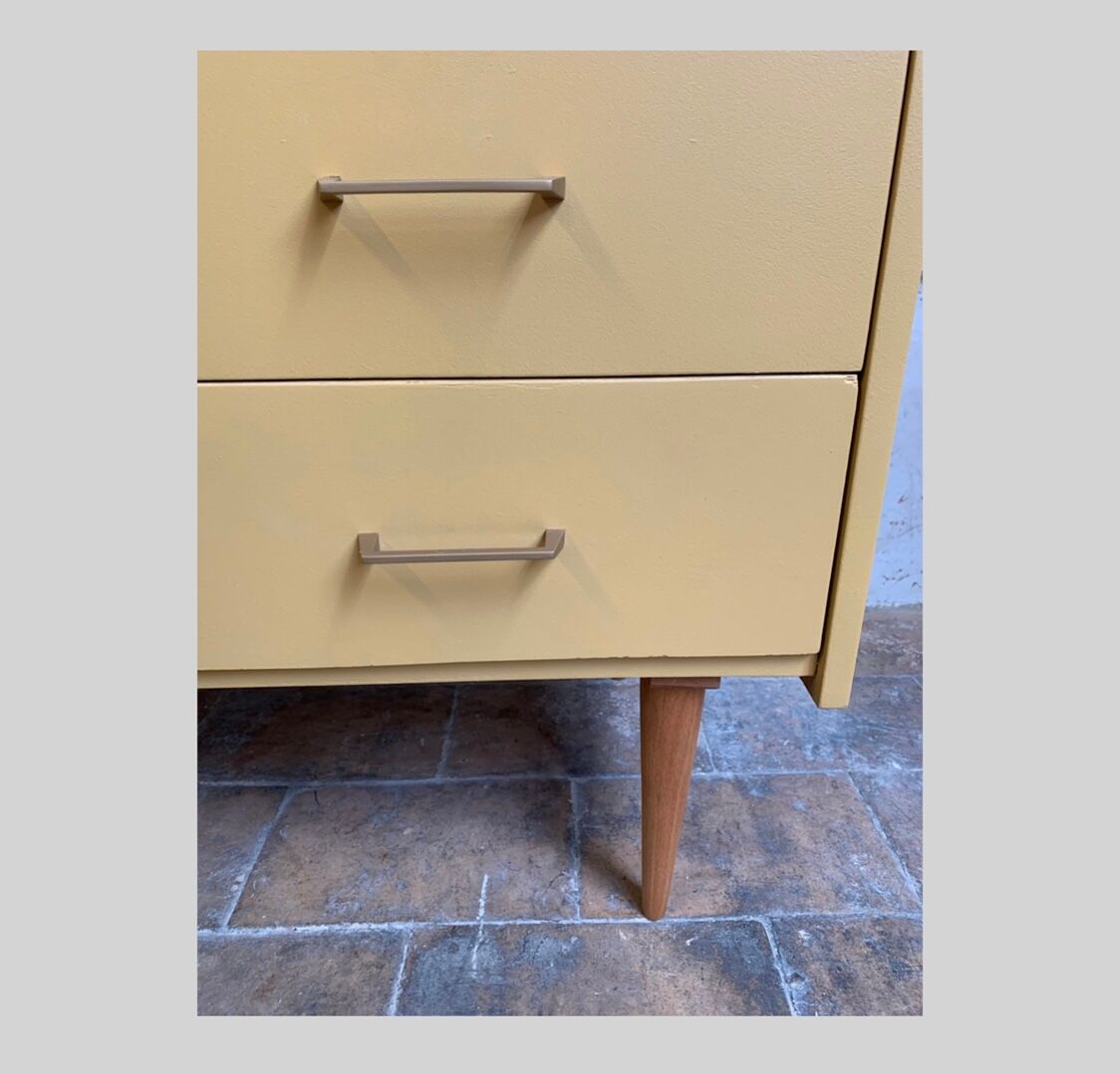 Vintage ochre chest of drawers