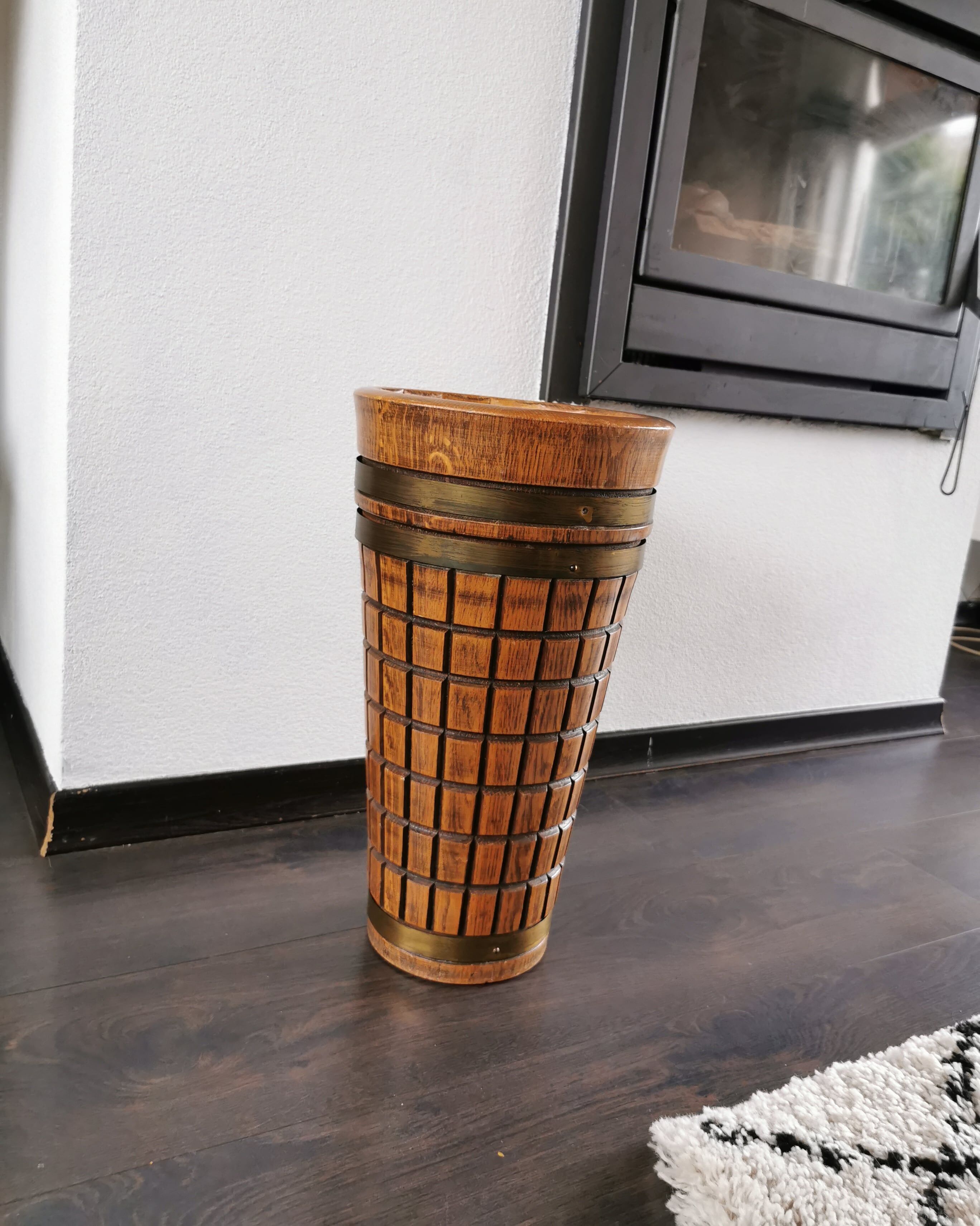 Vintage wooden umbrella stand, '70s