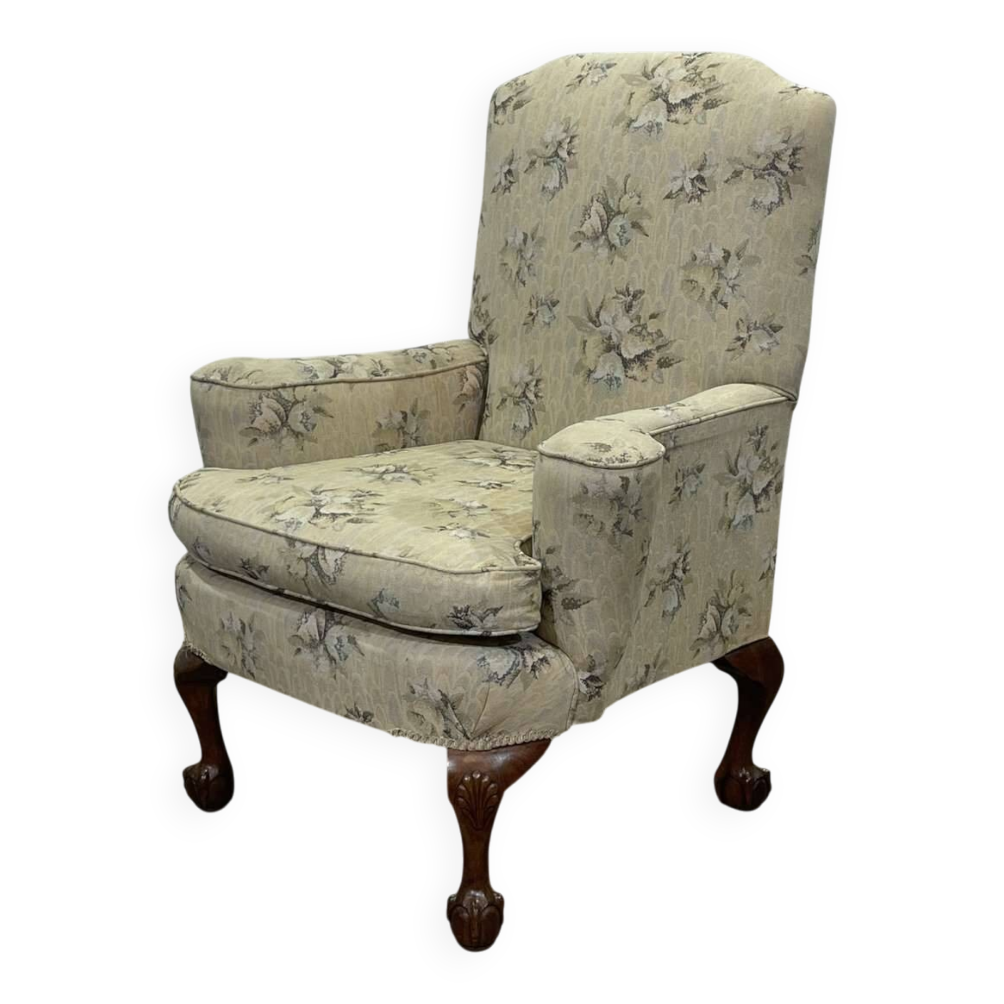 1930s English Chippendale walnut armchair