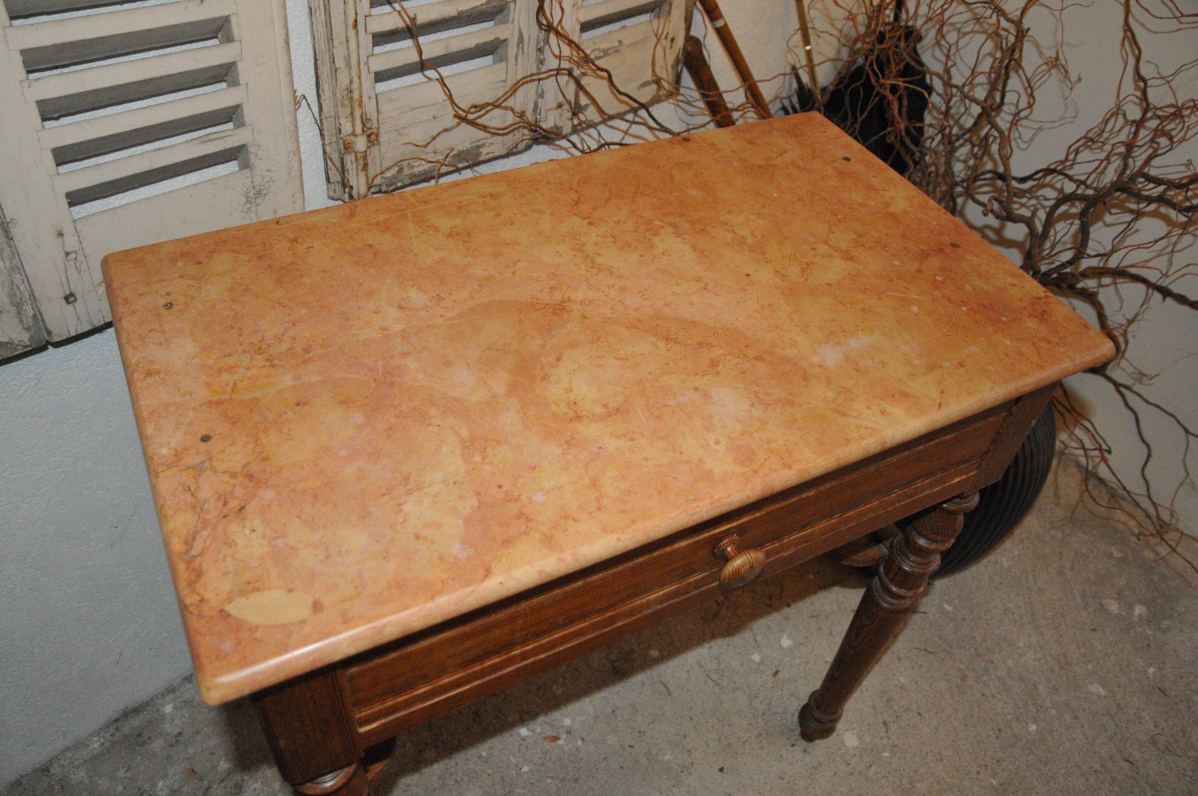 Table top pink marble