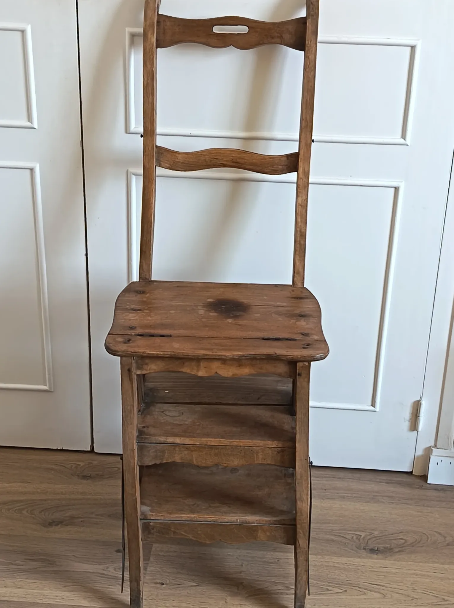 Folding step stool with 6 steps