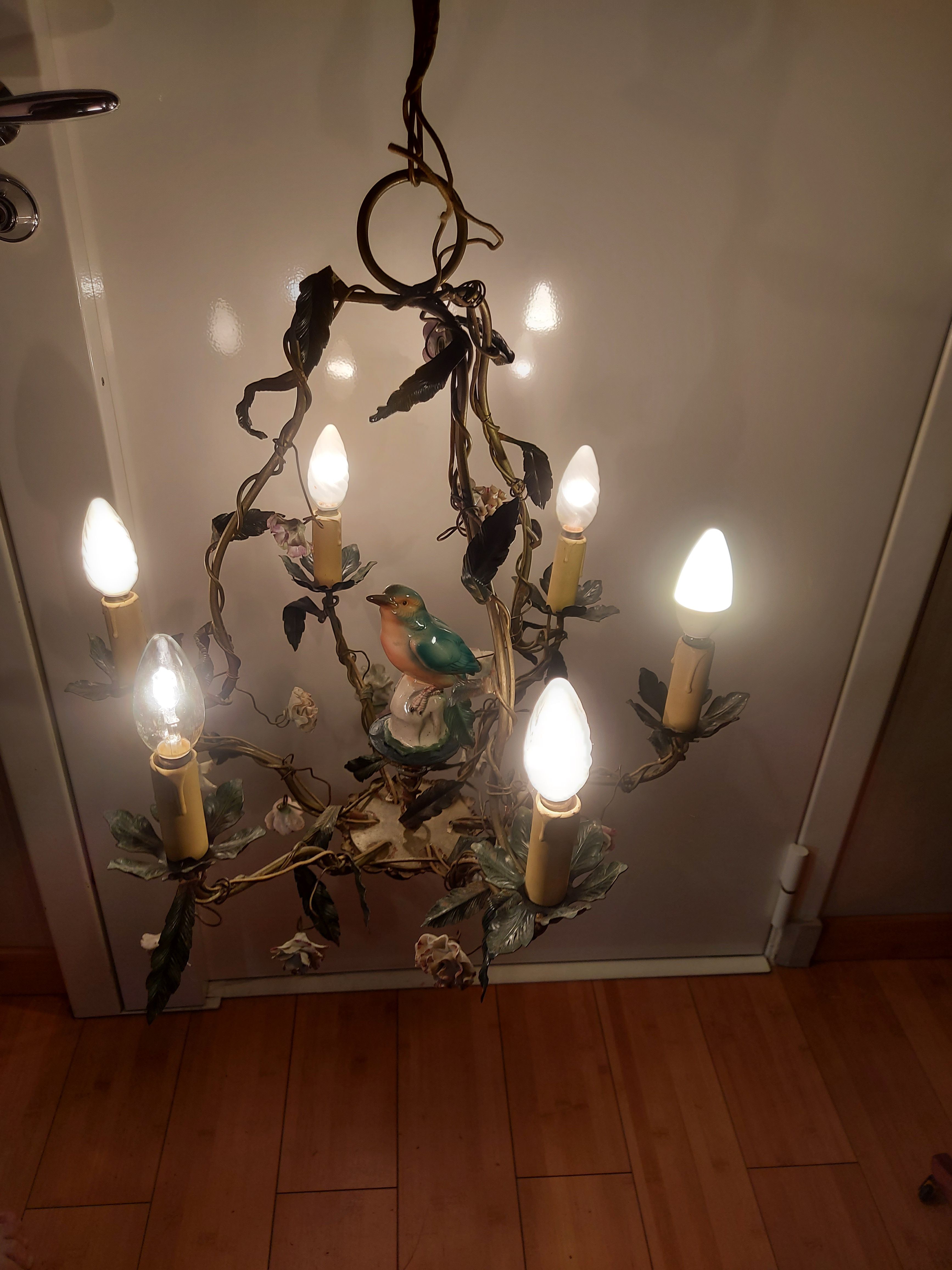Chandelier cage décor birds and flowers in Meissen porcelain