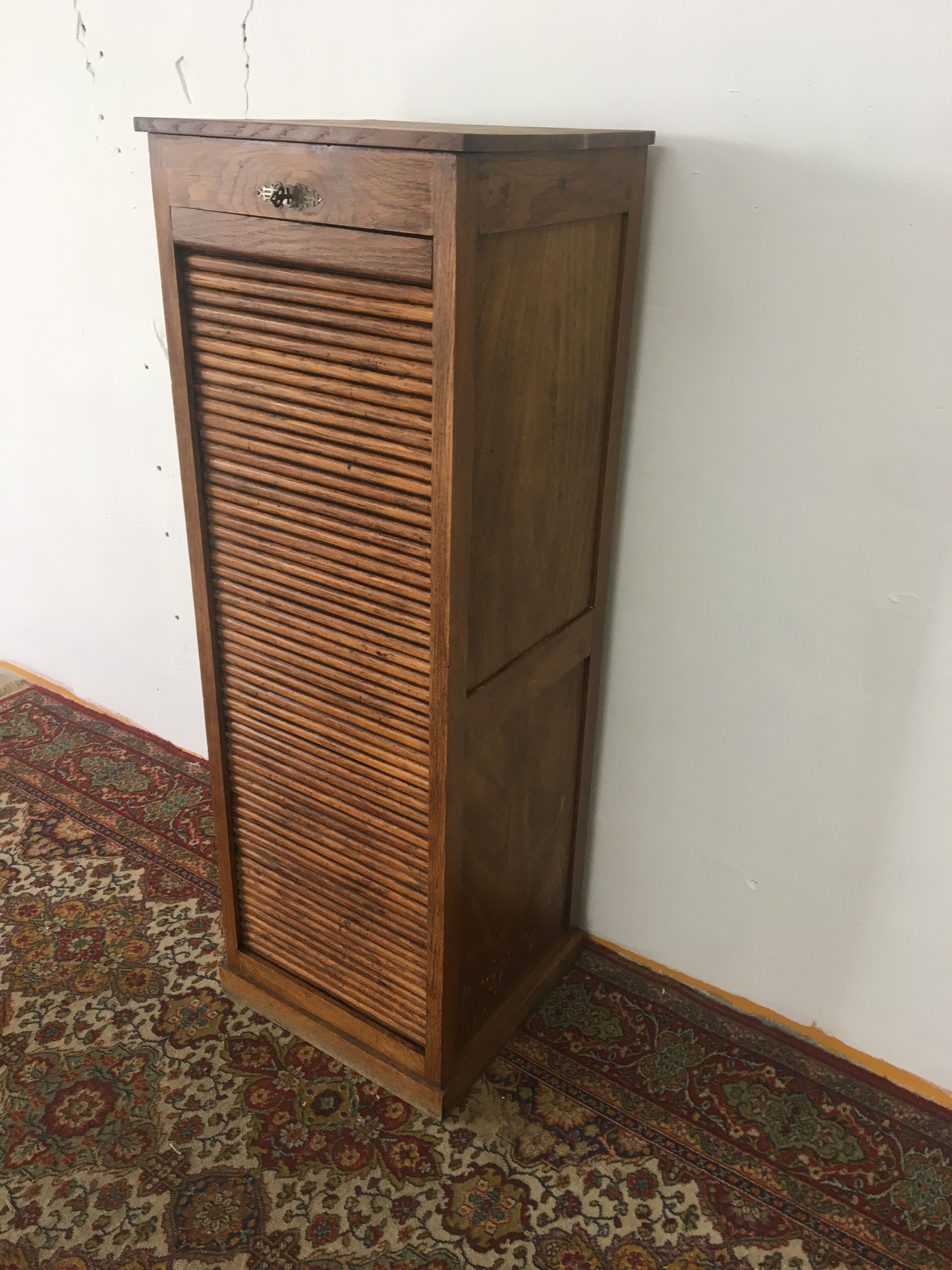 Old curtain binder
