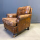 Fauteuil club en cuir des années 1950.