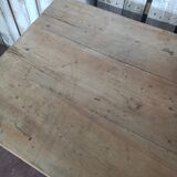Farm table