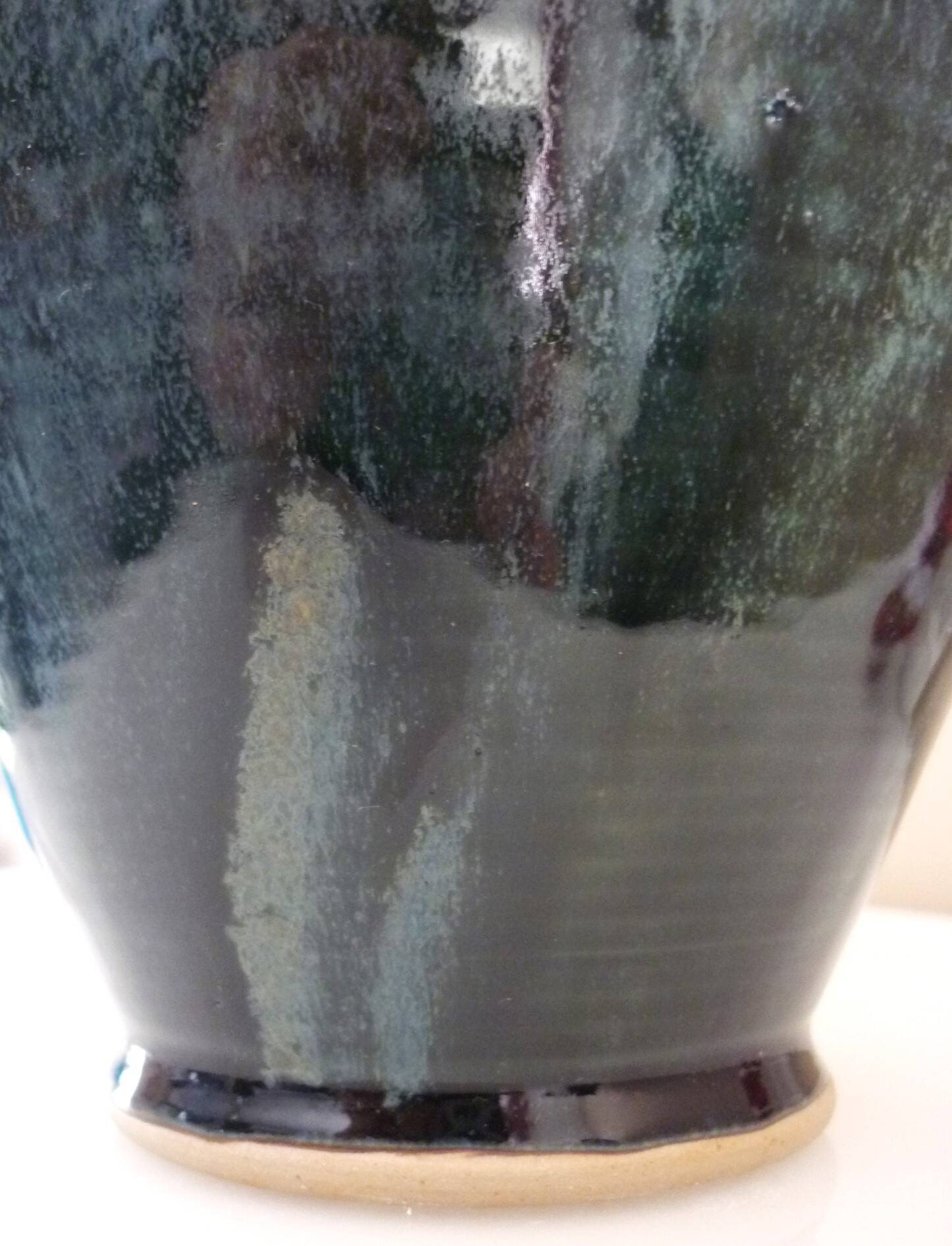 Vintage vase in glazed ceramic, hand-thrown, signature to identify