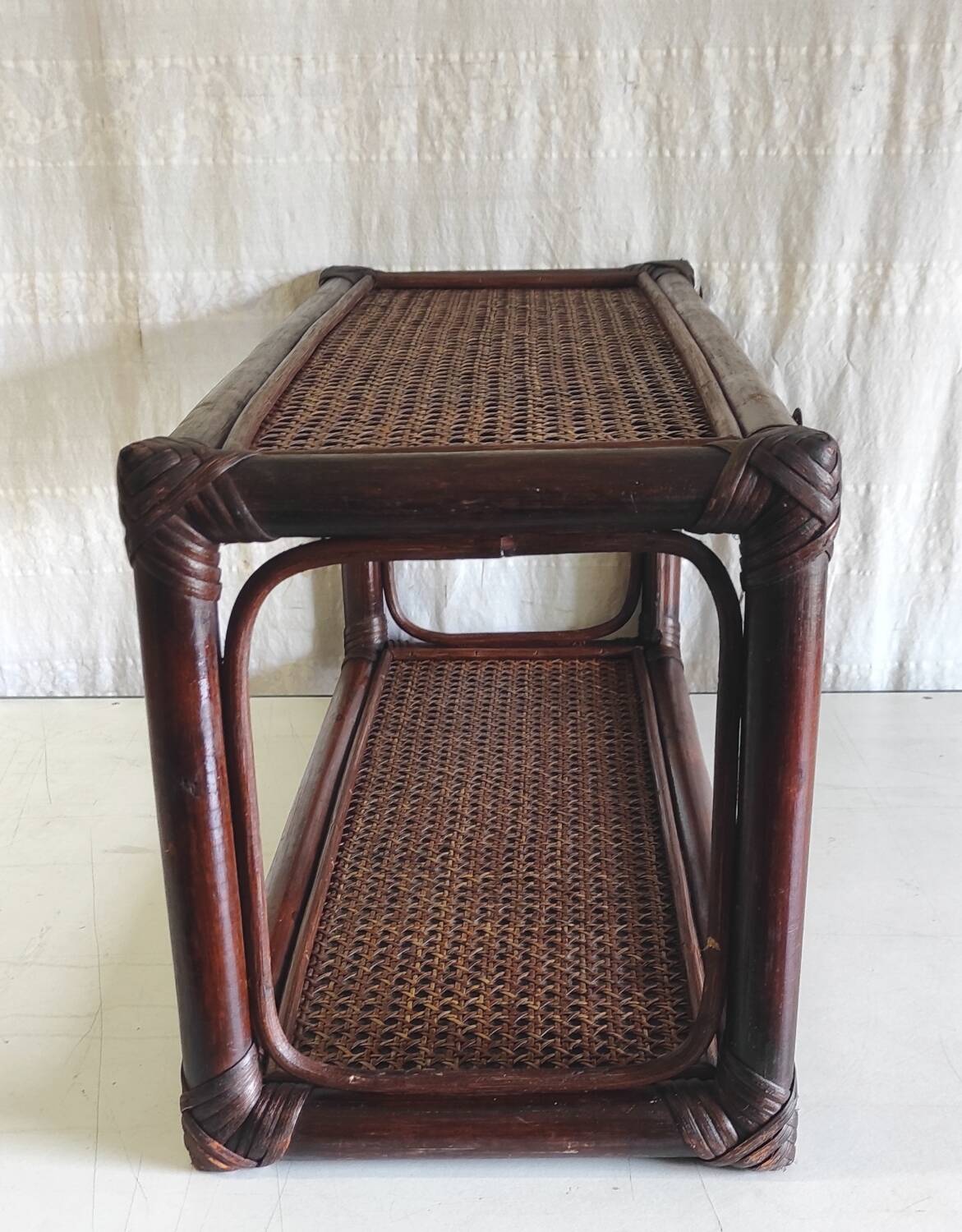 Rattan and cane wall shelf - 70s/80s