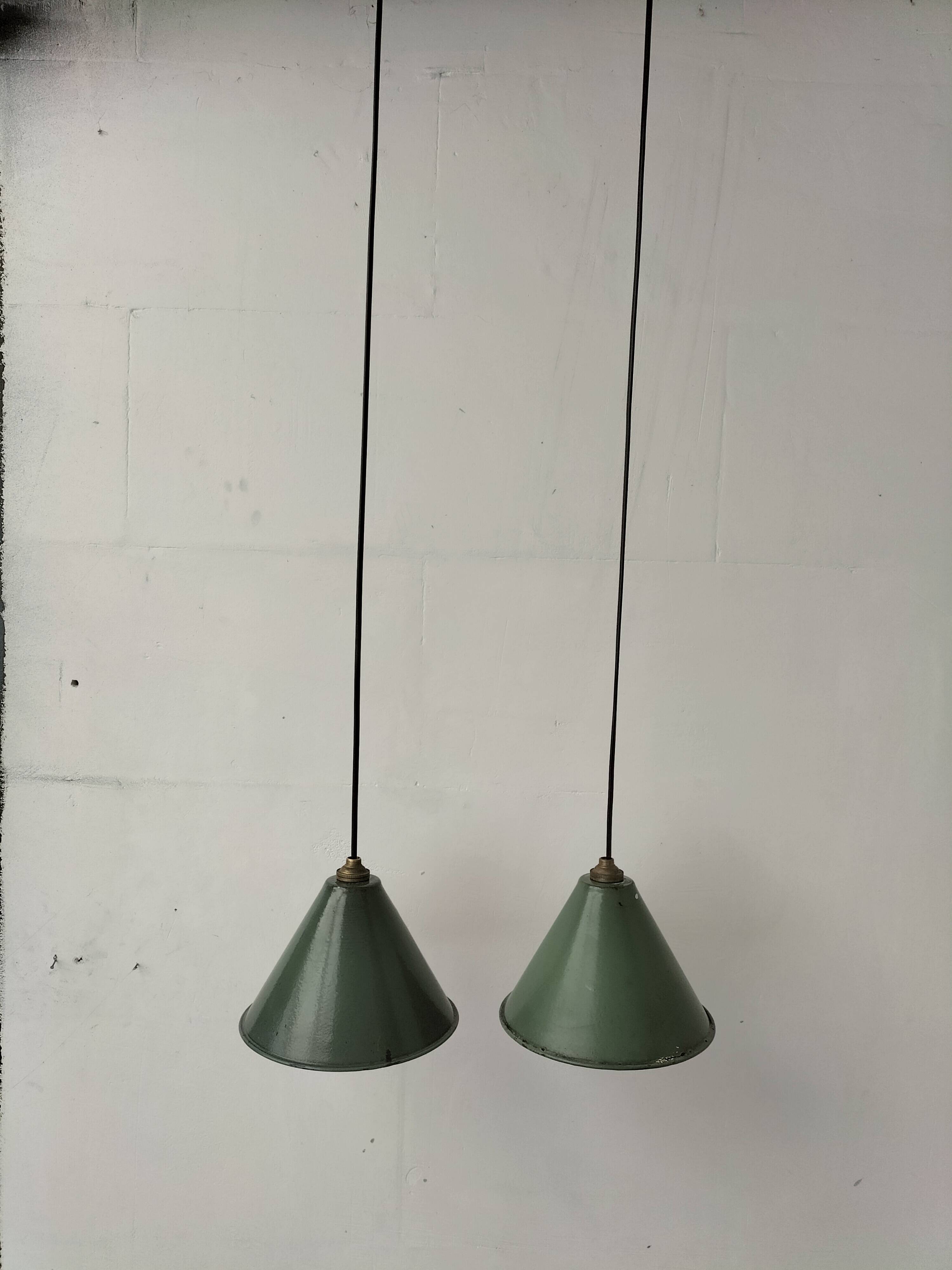 Enamelled sheet metal cone pendants