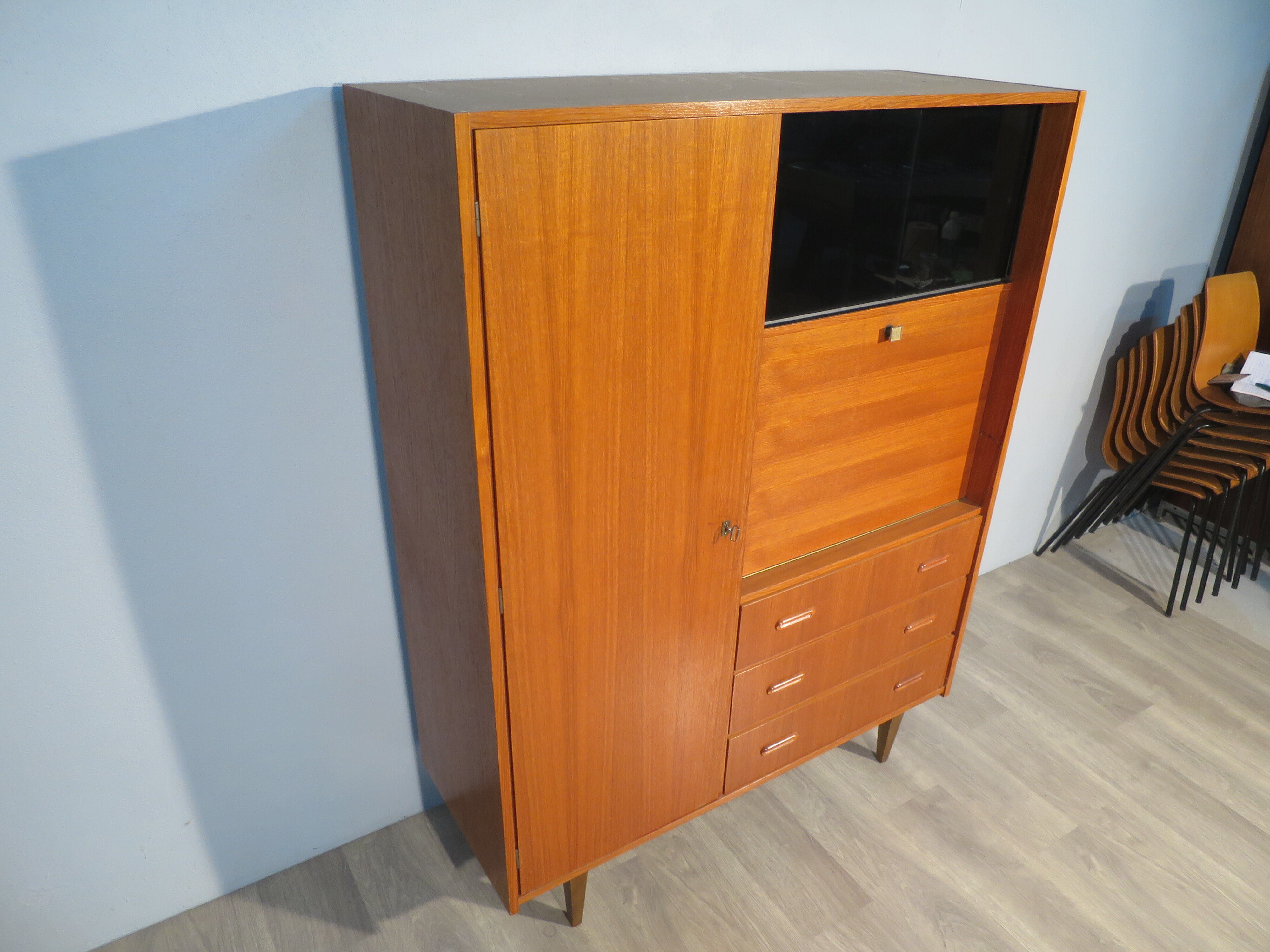 7th-sitte teak closet secretary