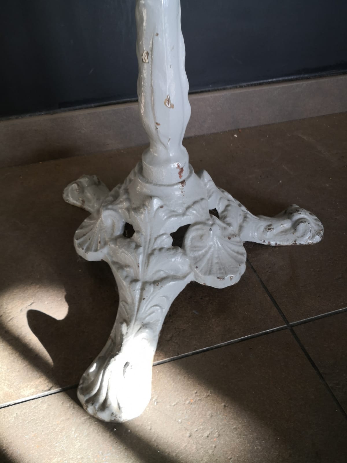 coffee table, vintage bistro pedestal table