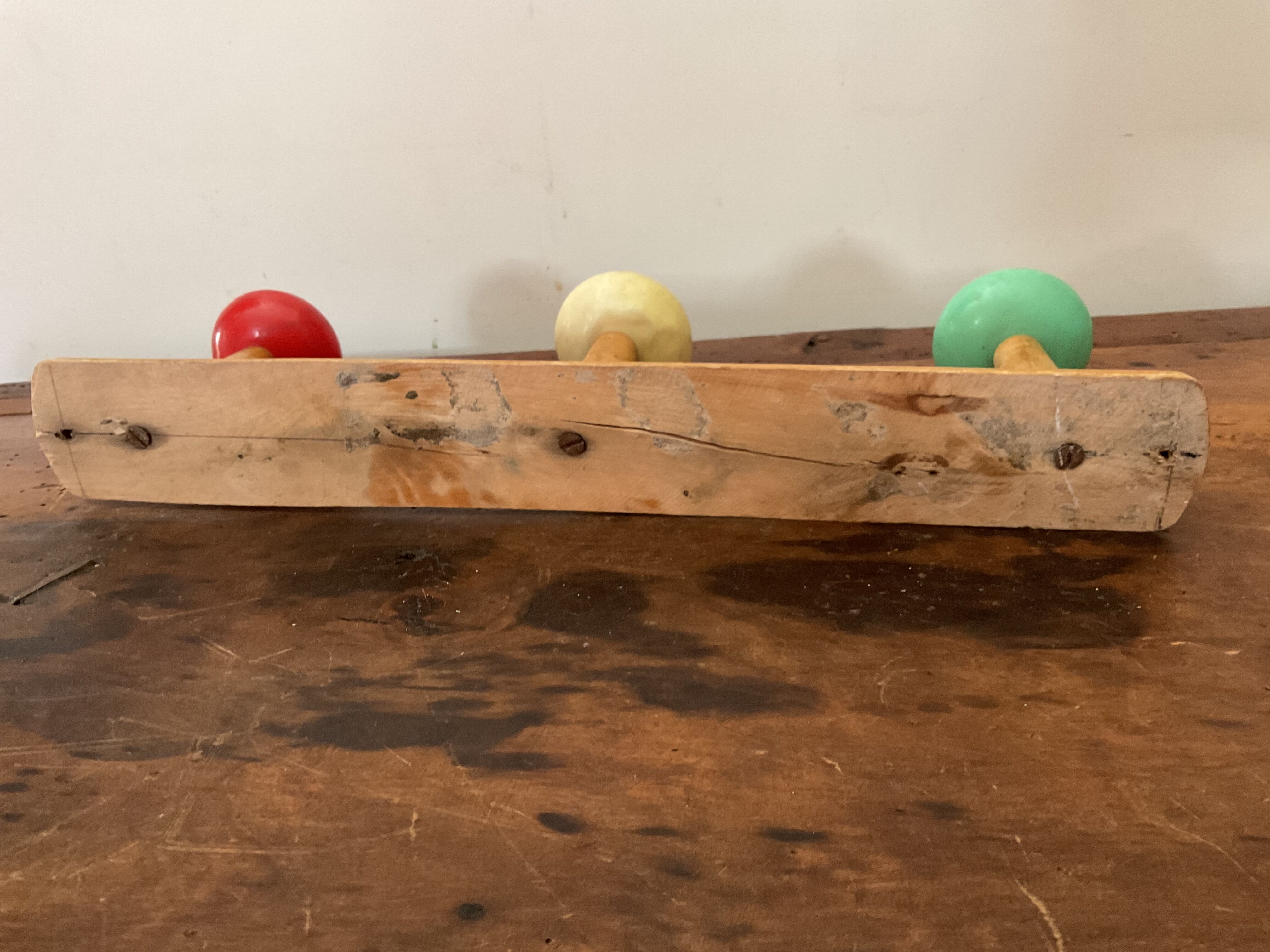 Patère en bois 60s