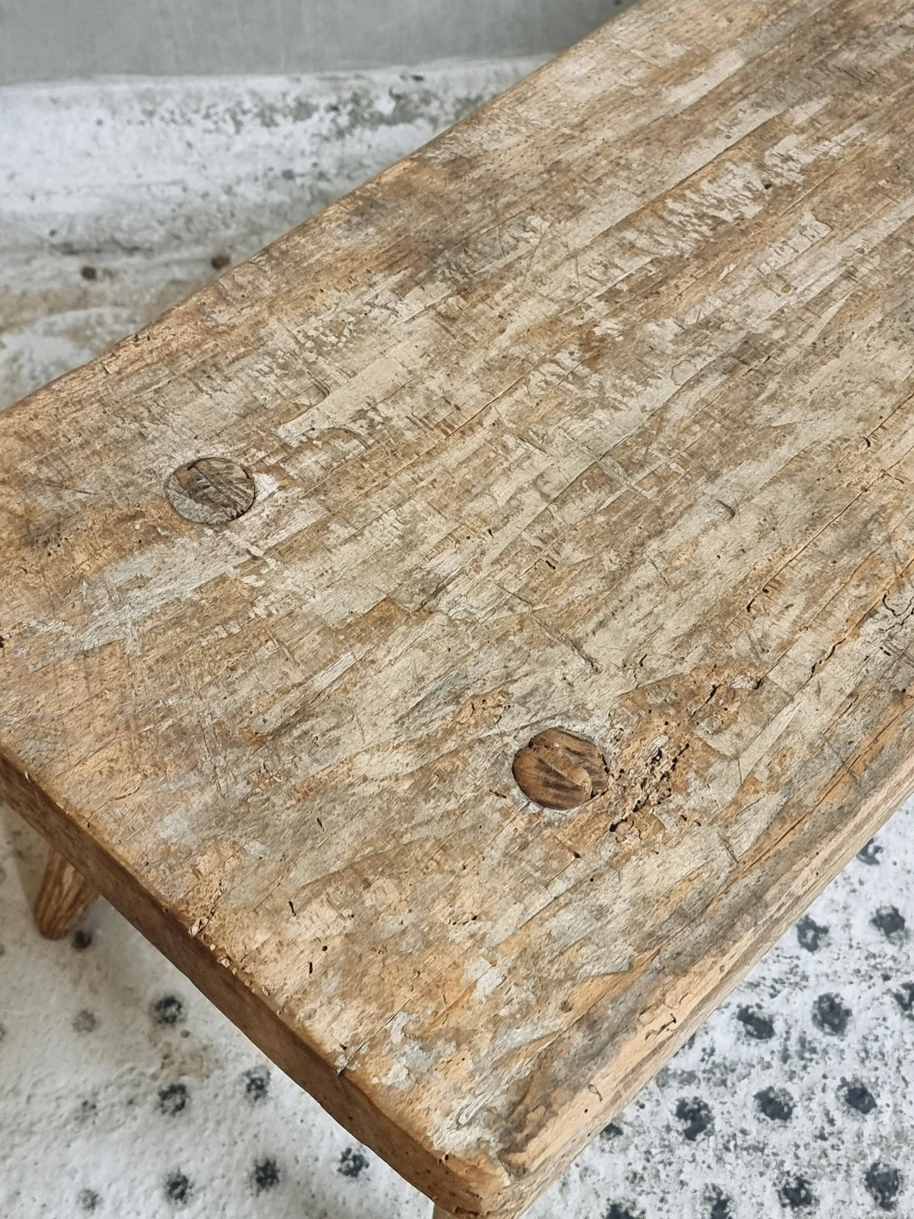 Banc de table d'abattage de table d'appoint antique en bois de hêtre et de châtaignier