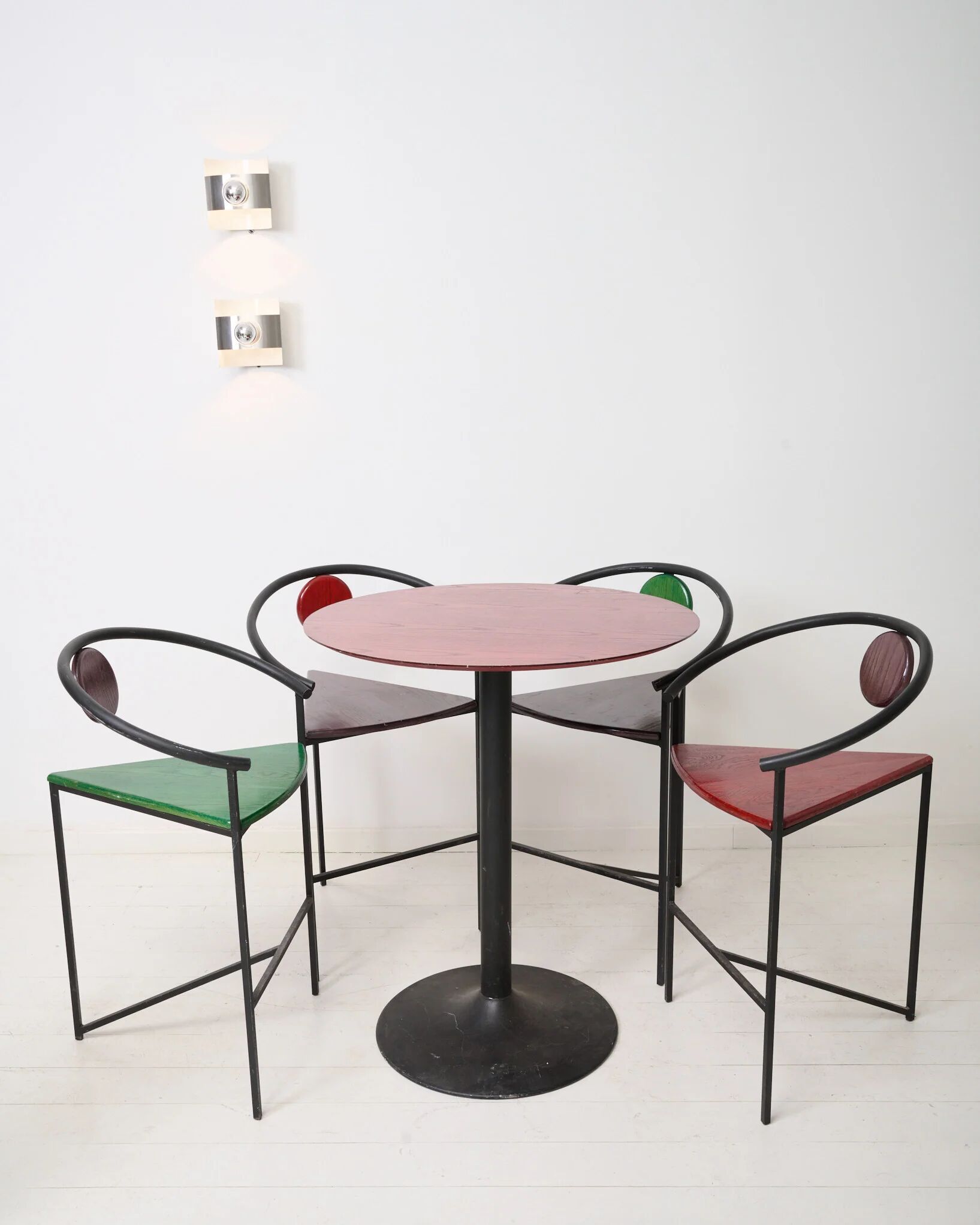 Bar chairs (4), Memphis, 1980