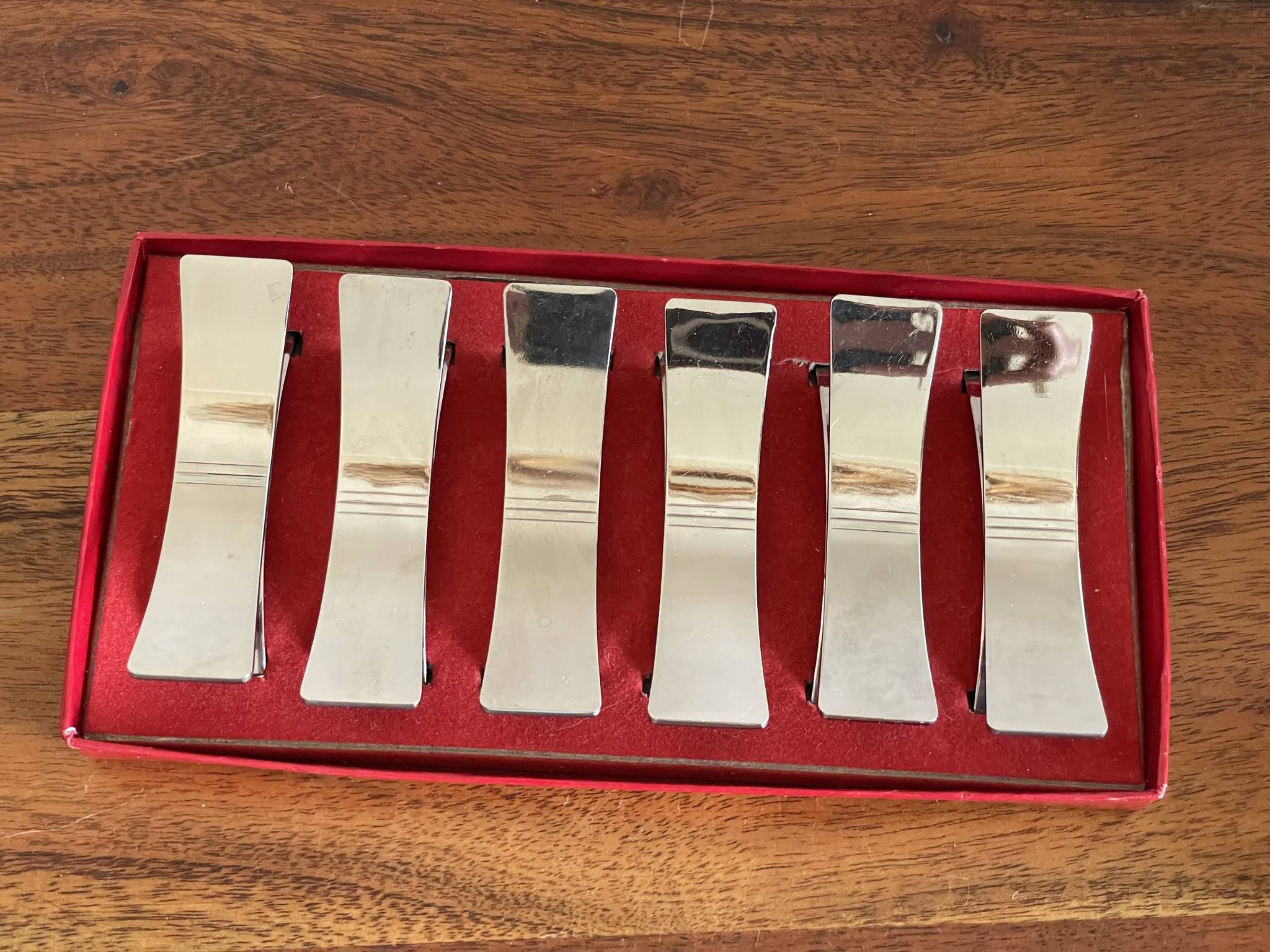 6 Letang Rémy knife holders in box