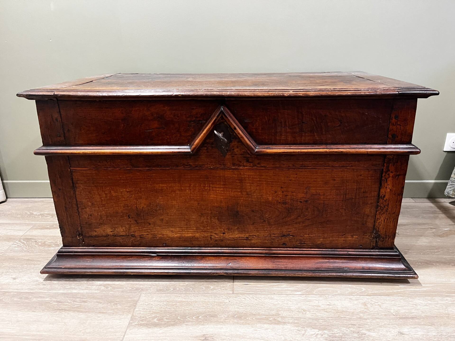 19th-century oak chest