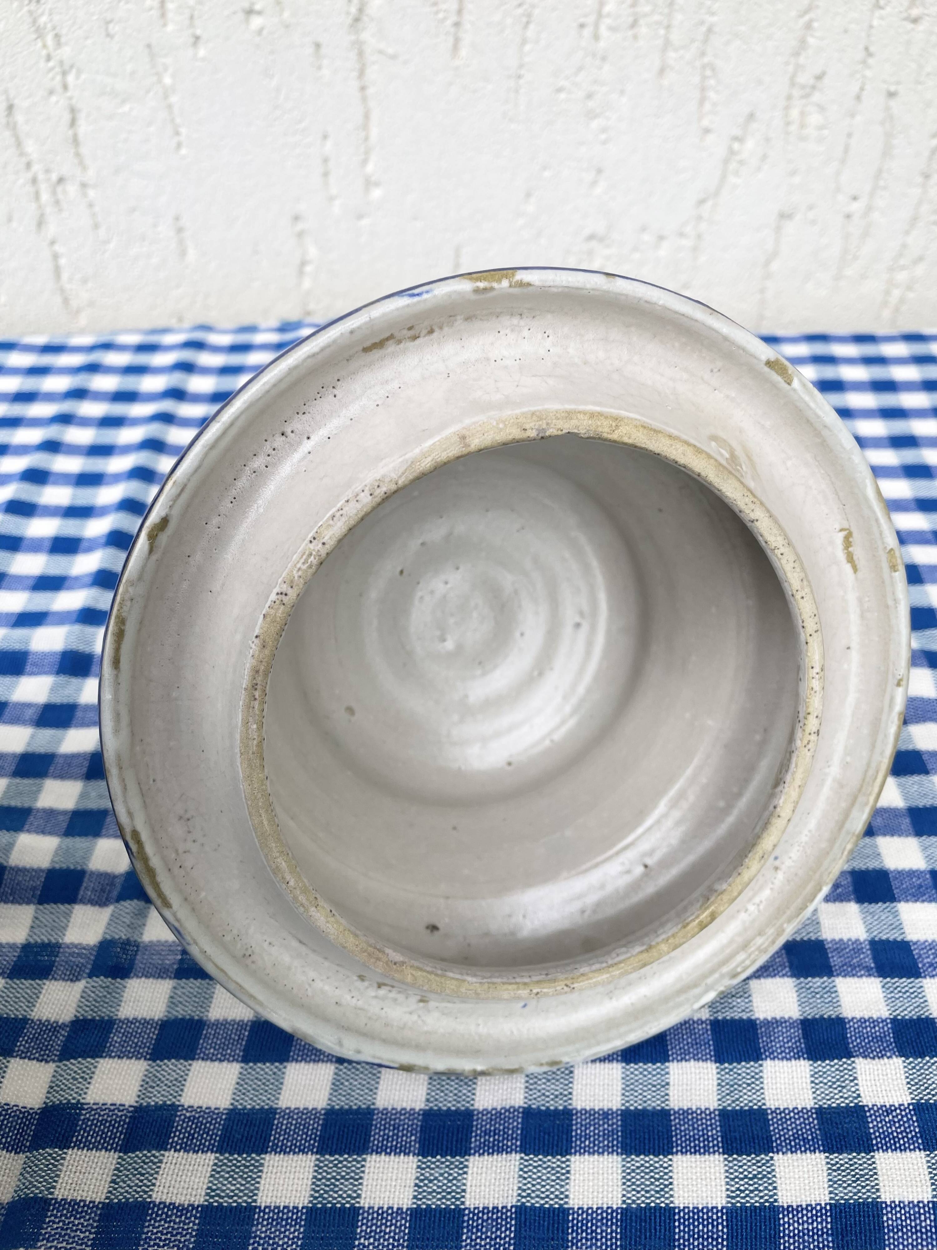 Antique covered butter pot "jobbana" from Morocco, Fes, signed Serghini.