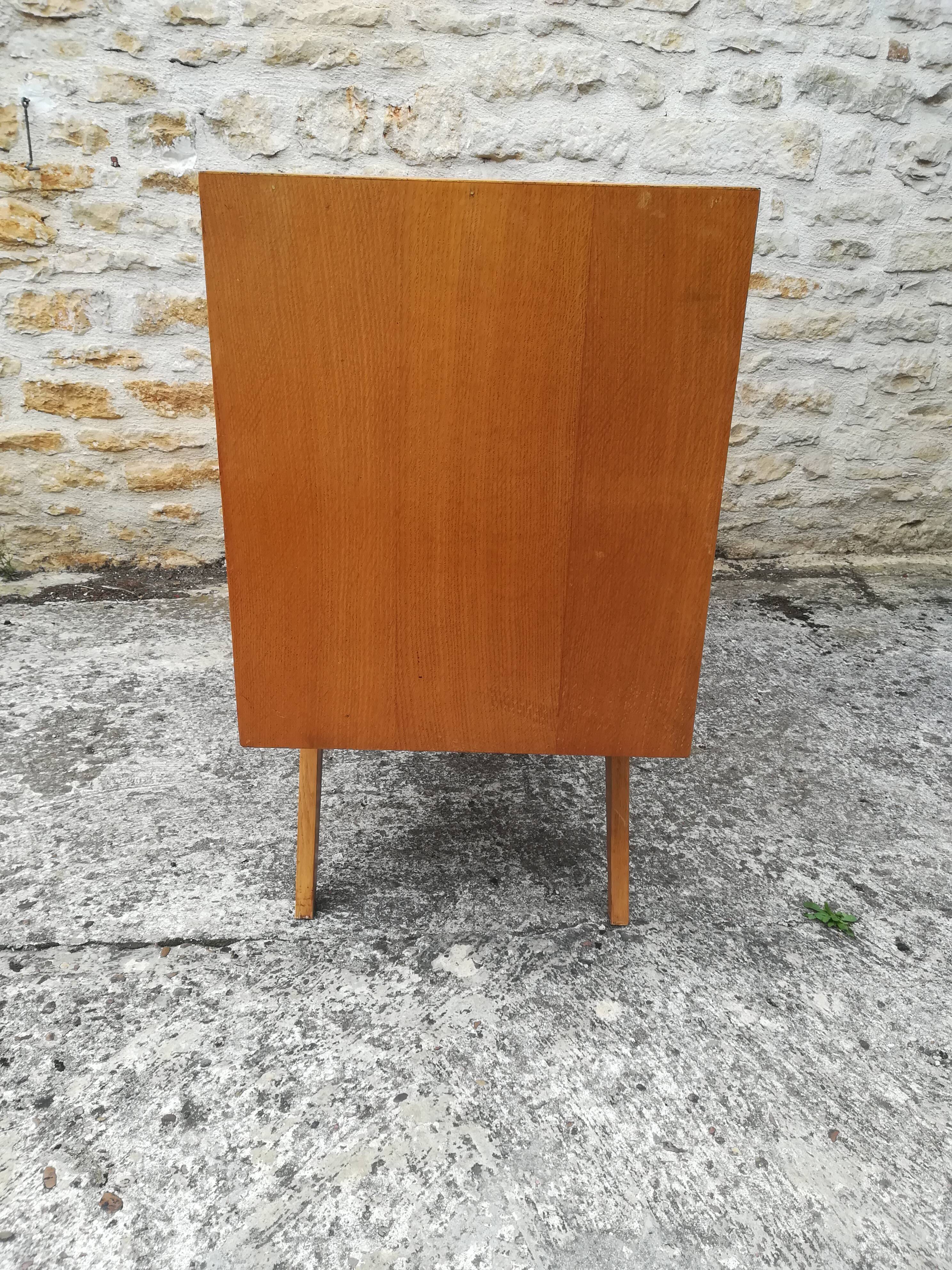 Chest of drawers buffet compass feet