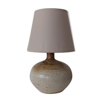 Ceramic table lamp