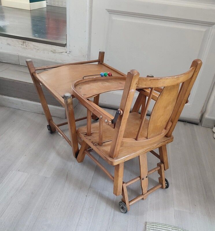 Chaise haute bébé vintage baumann