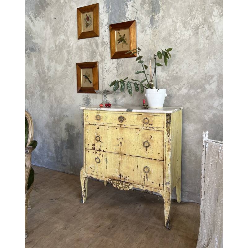 Commode patinée