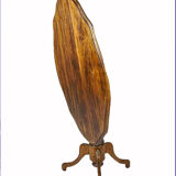 Tripod pedestal table