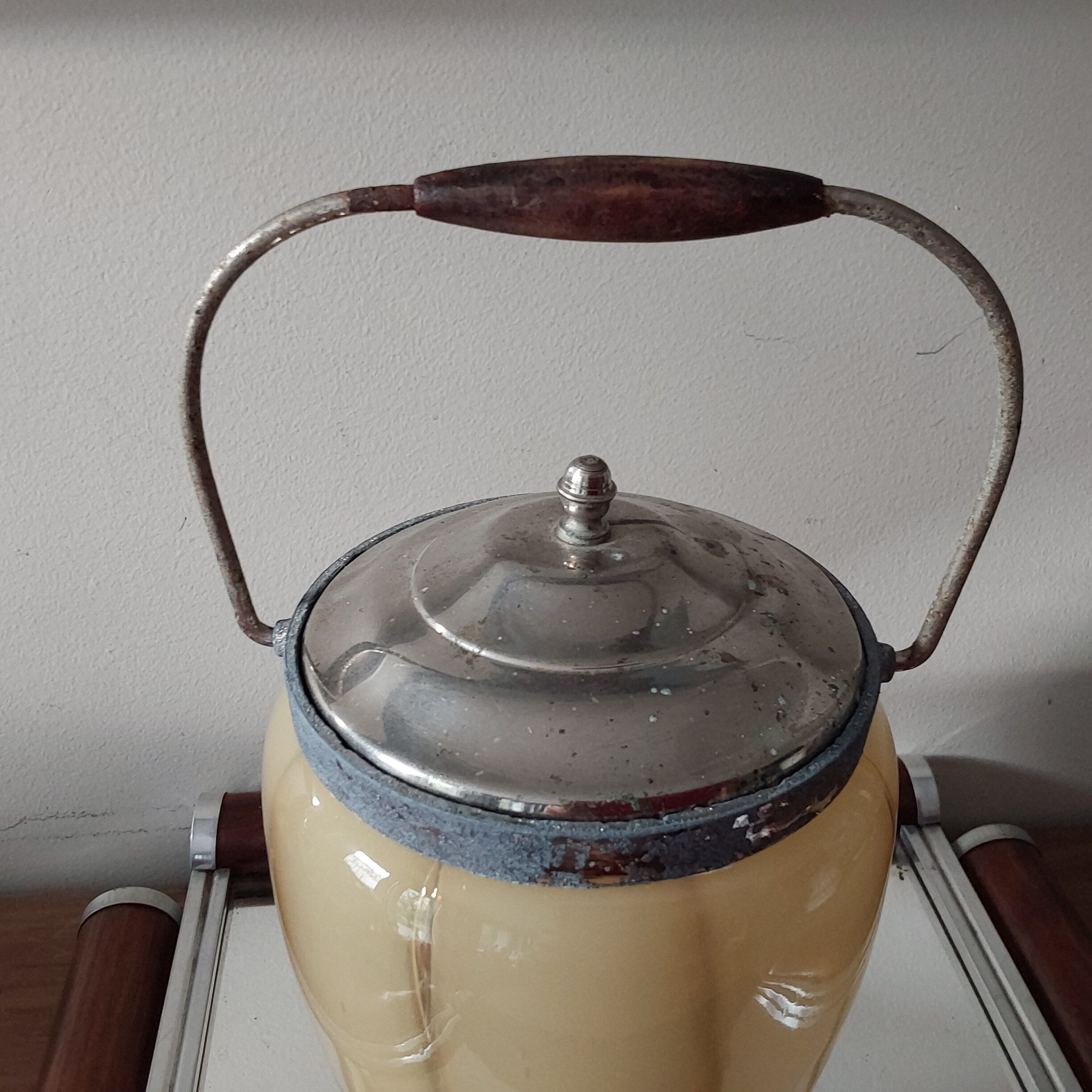 Bucket or biscuit tin