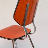 Table en formica orange et 4 chaises