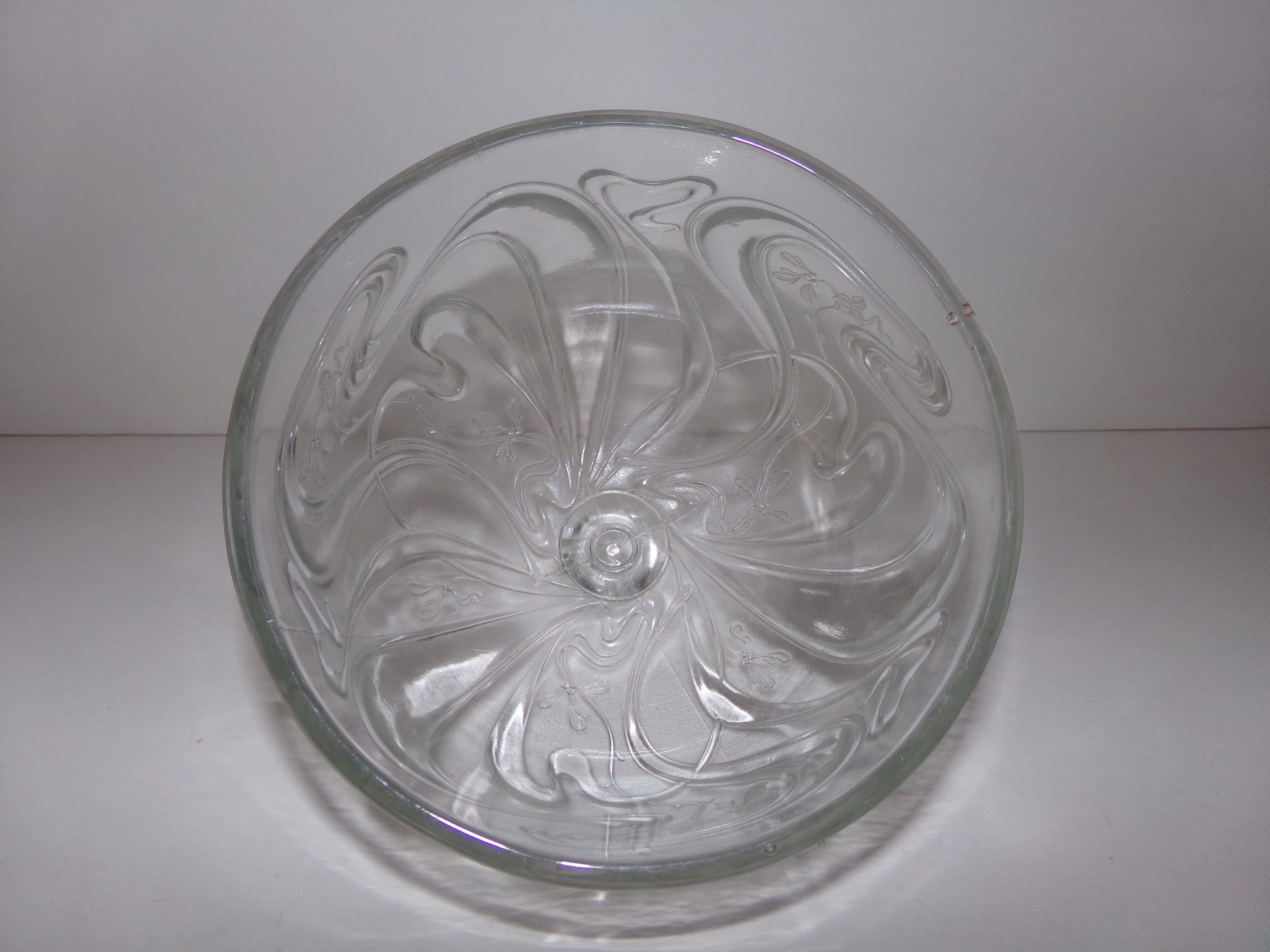 Bell to desserts or cheeses