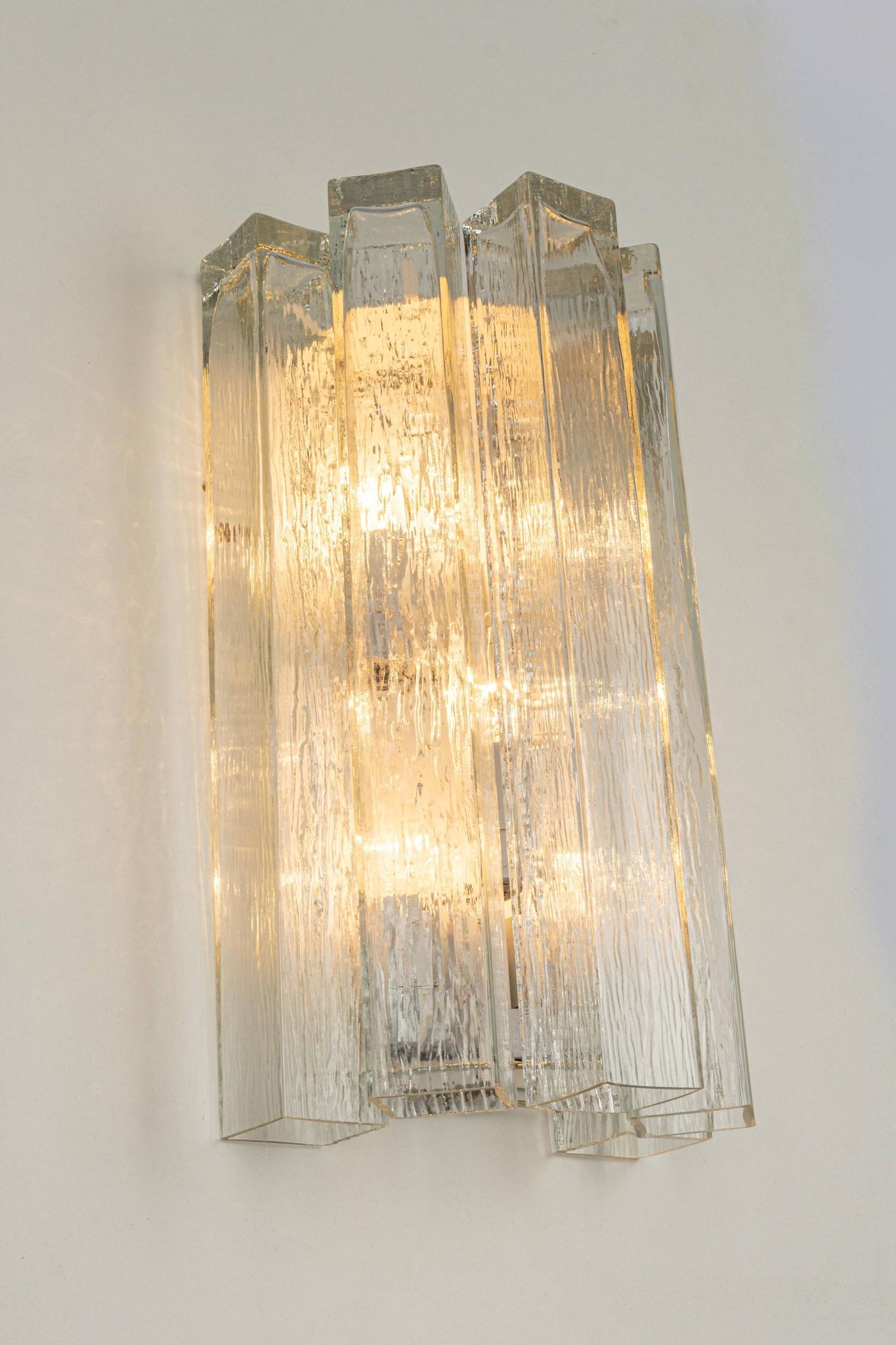 Large pair of wall sconces in brass and Murano glass by Doria, Germany, 1960s.