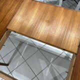 Large extendable Scandinavian table in vintage teak from the 1970s.