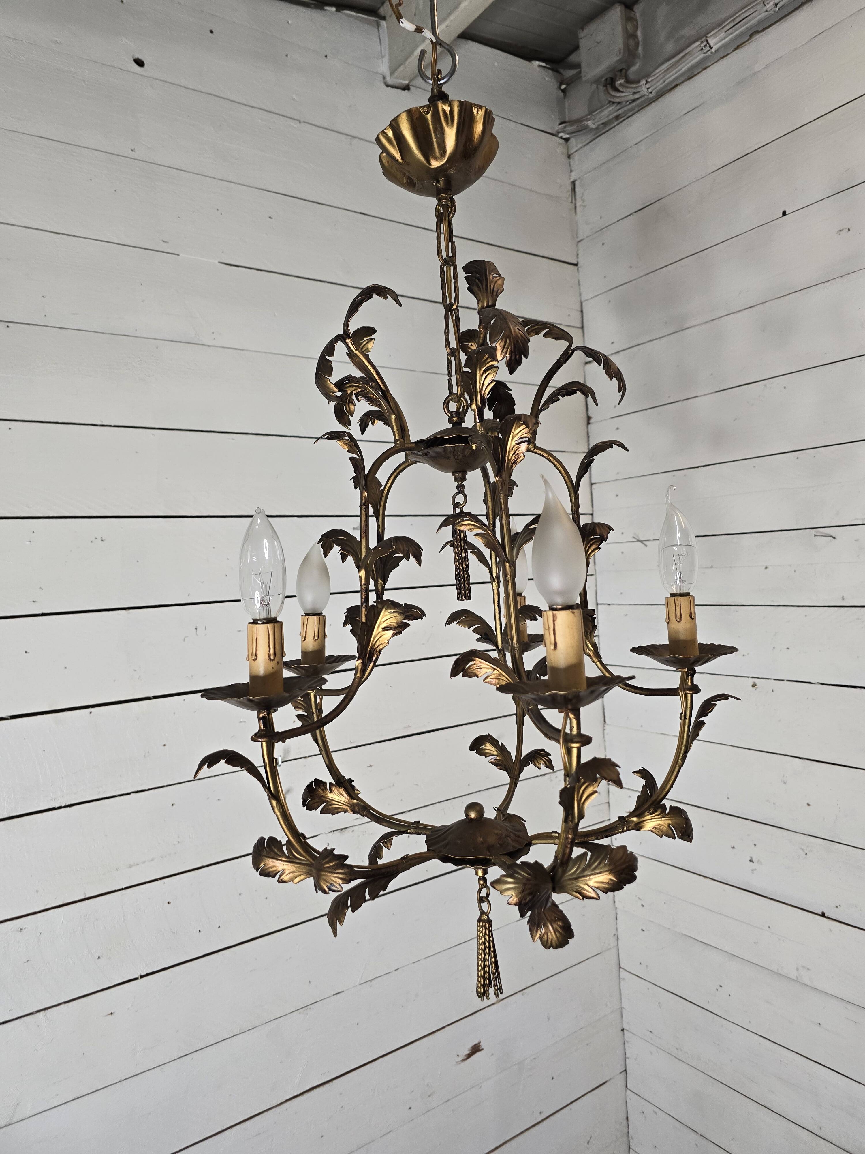 Vintage 5-light foliage chandelier in gold metal