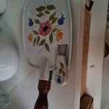 Butter dish