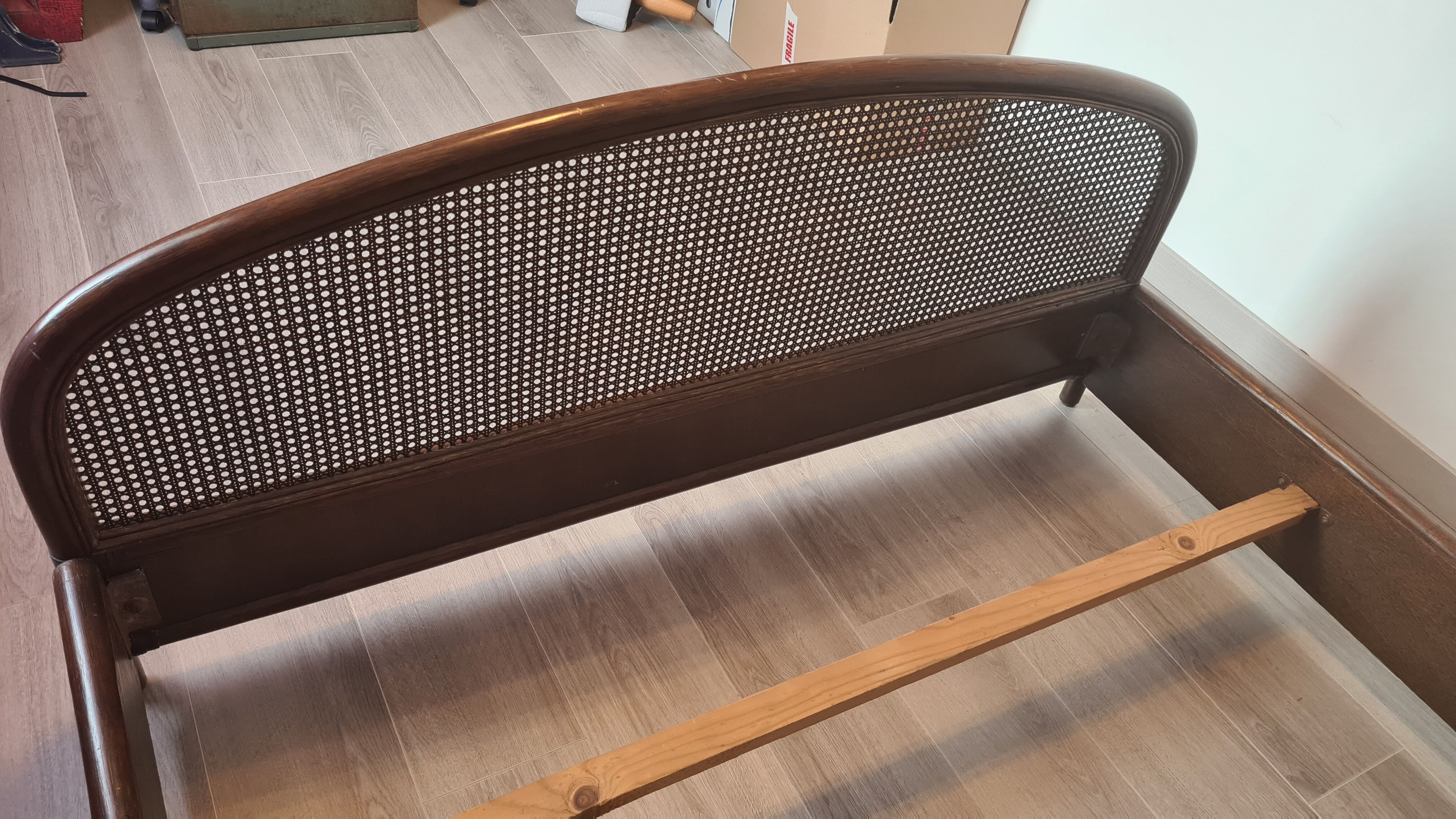 Two-seater vintage rattan bed 140 x 200 cm