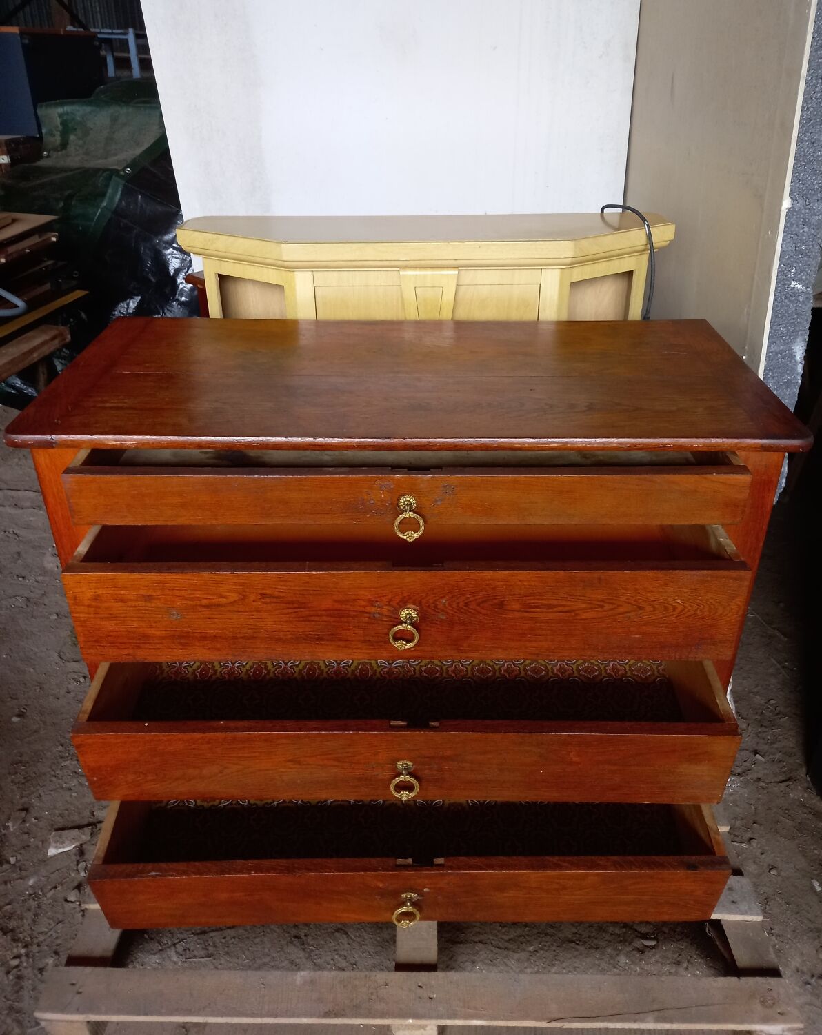Antique wooden chest of drawers