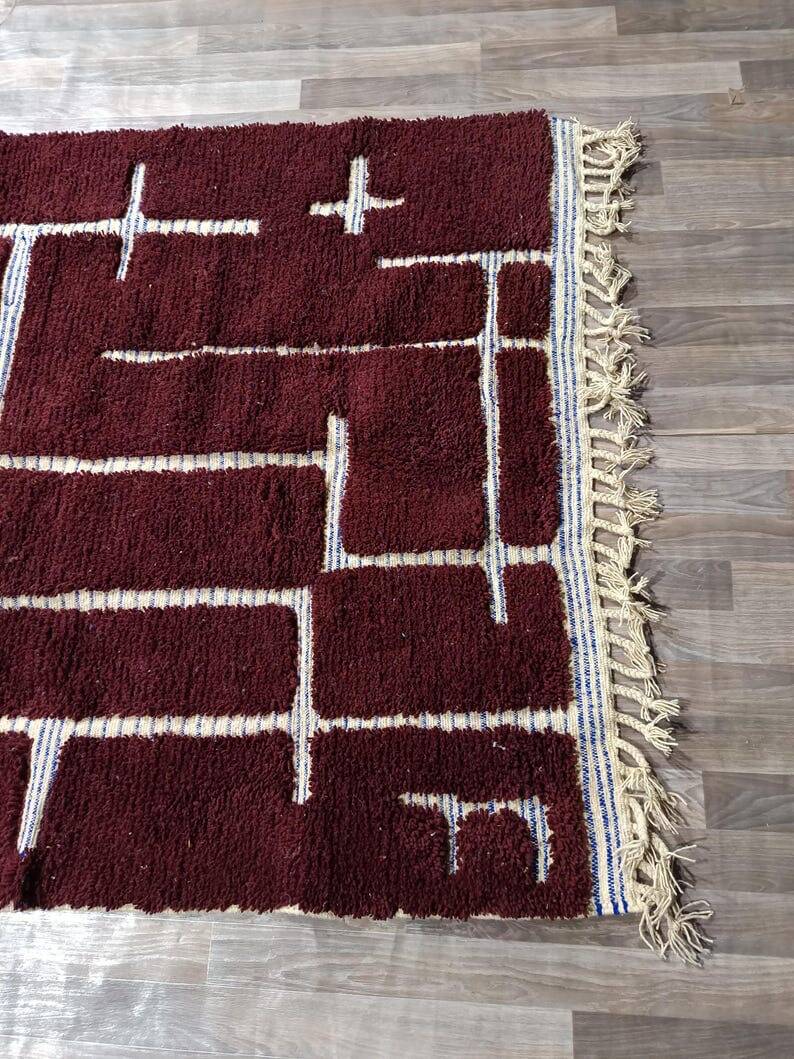 Handmade Moroccan wool Berber rug size 140 x 260 cm
