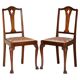 Paire de chaises anglaises anciennes en bois dur avec pieds sculptés en patte de lion