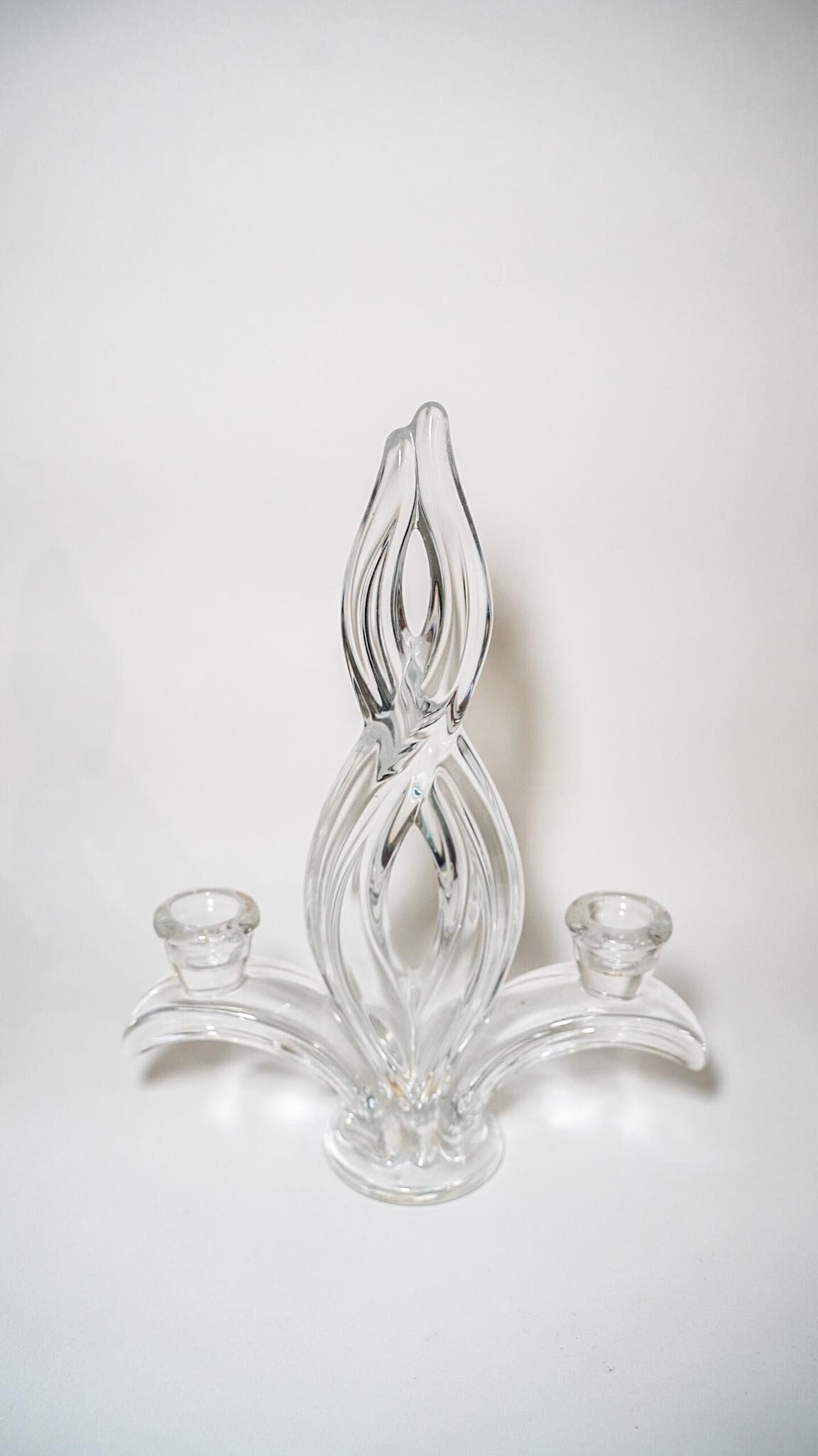 Pair of transparent Vannes crystal candlesticks