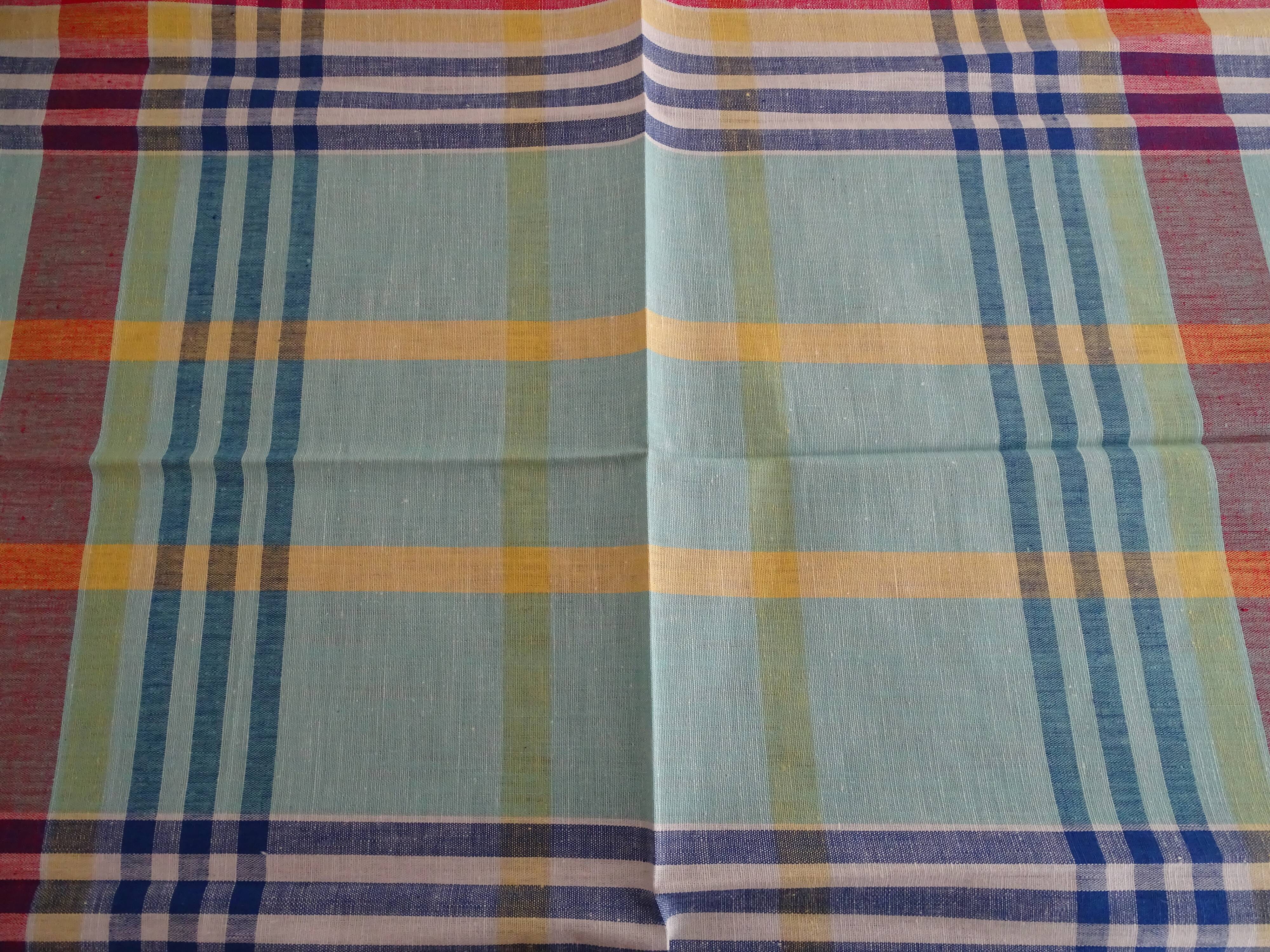 Tablecloth 140*140 and 6 vintage cotton napkins