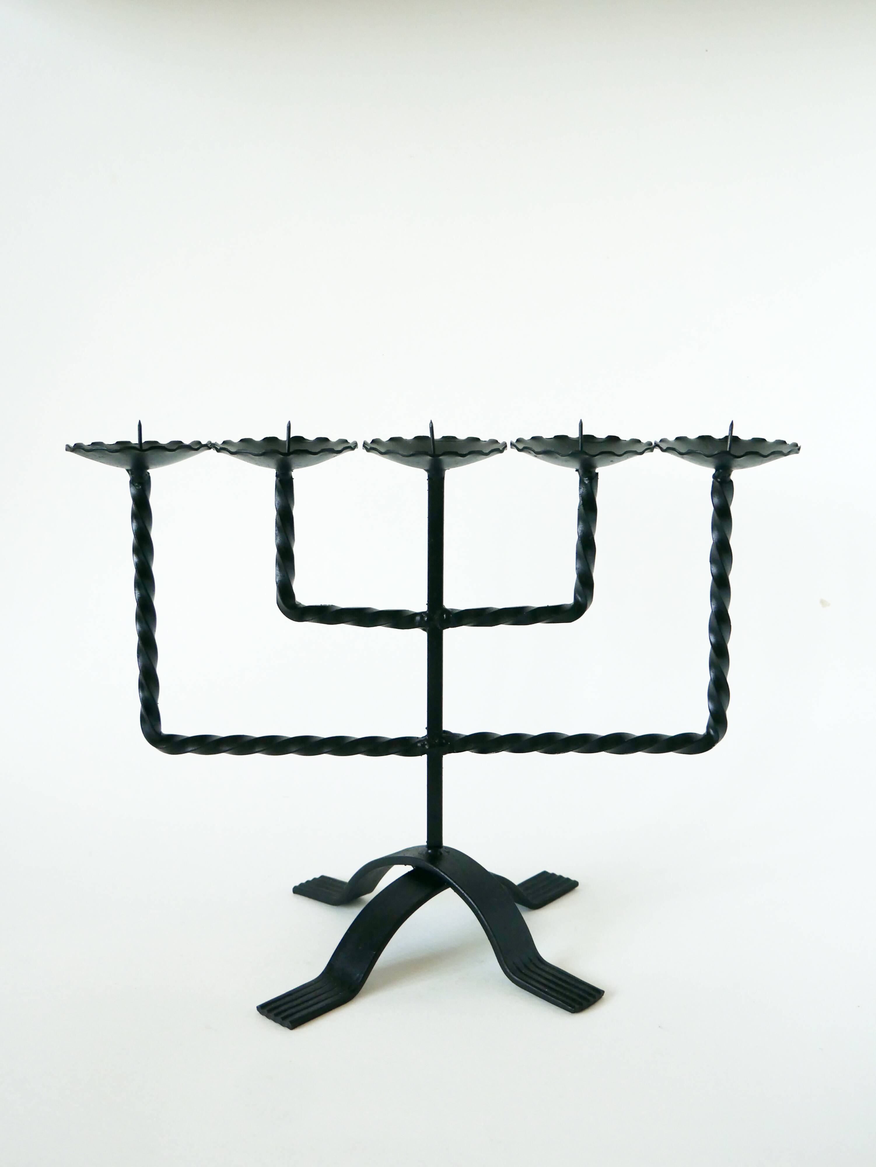 Large five-light wrought iron candle holder, Brutalist, 1970 - 27 X 36 cm